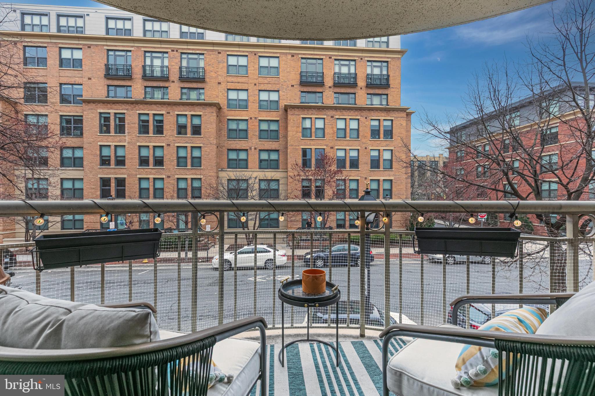 BRADDOCK PLACE - Residential