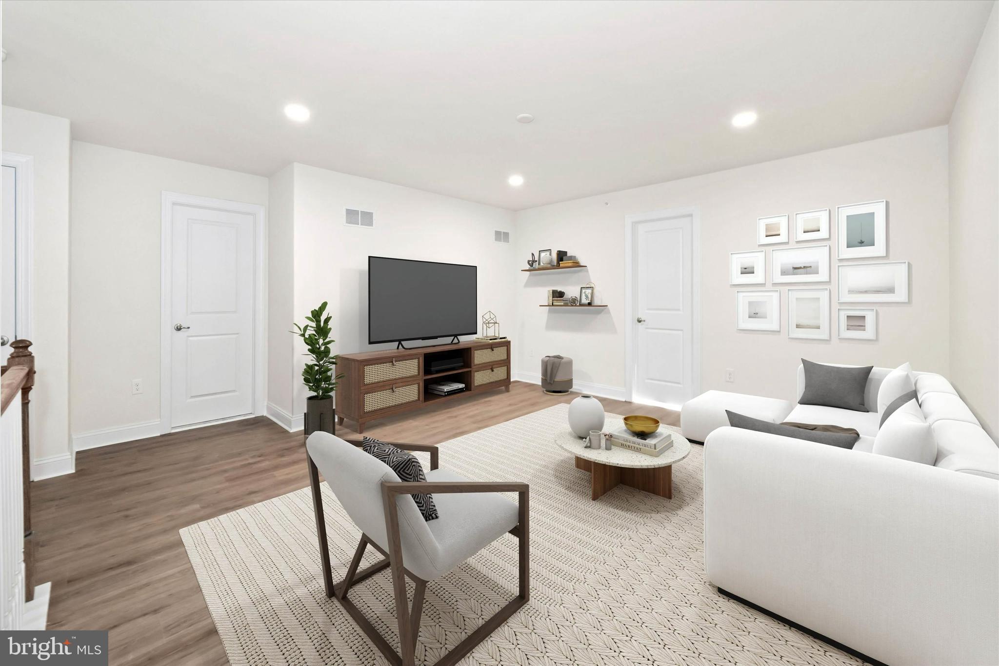 BRIAR CREEK - Residential