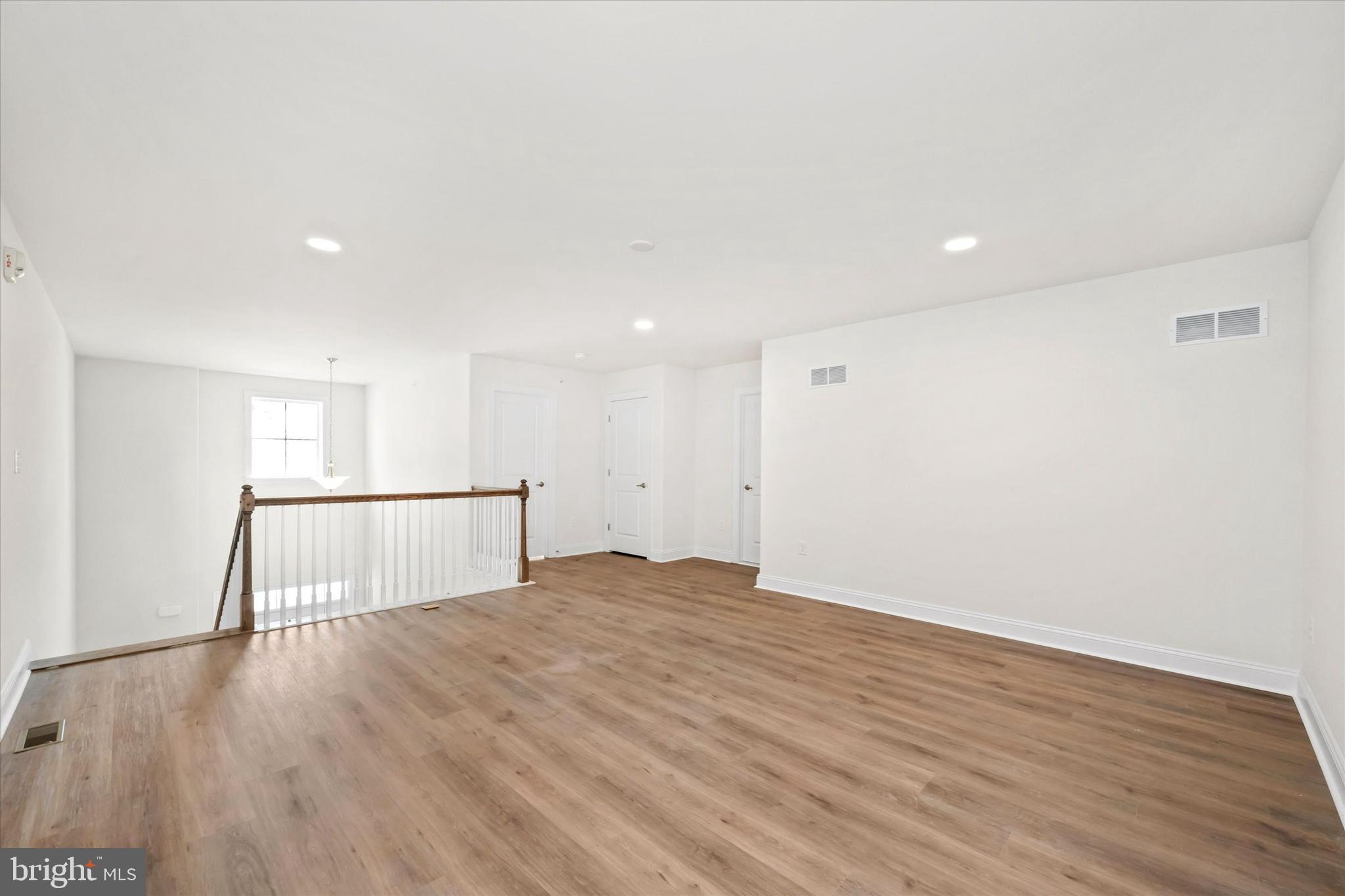 BRIAR CREEK - Residential