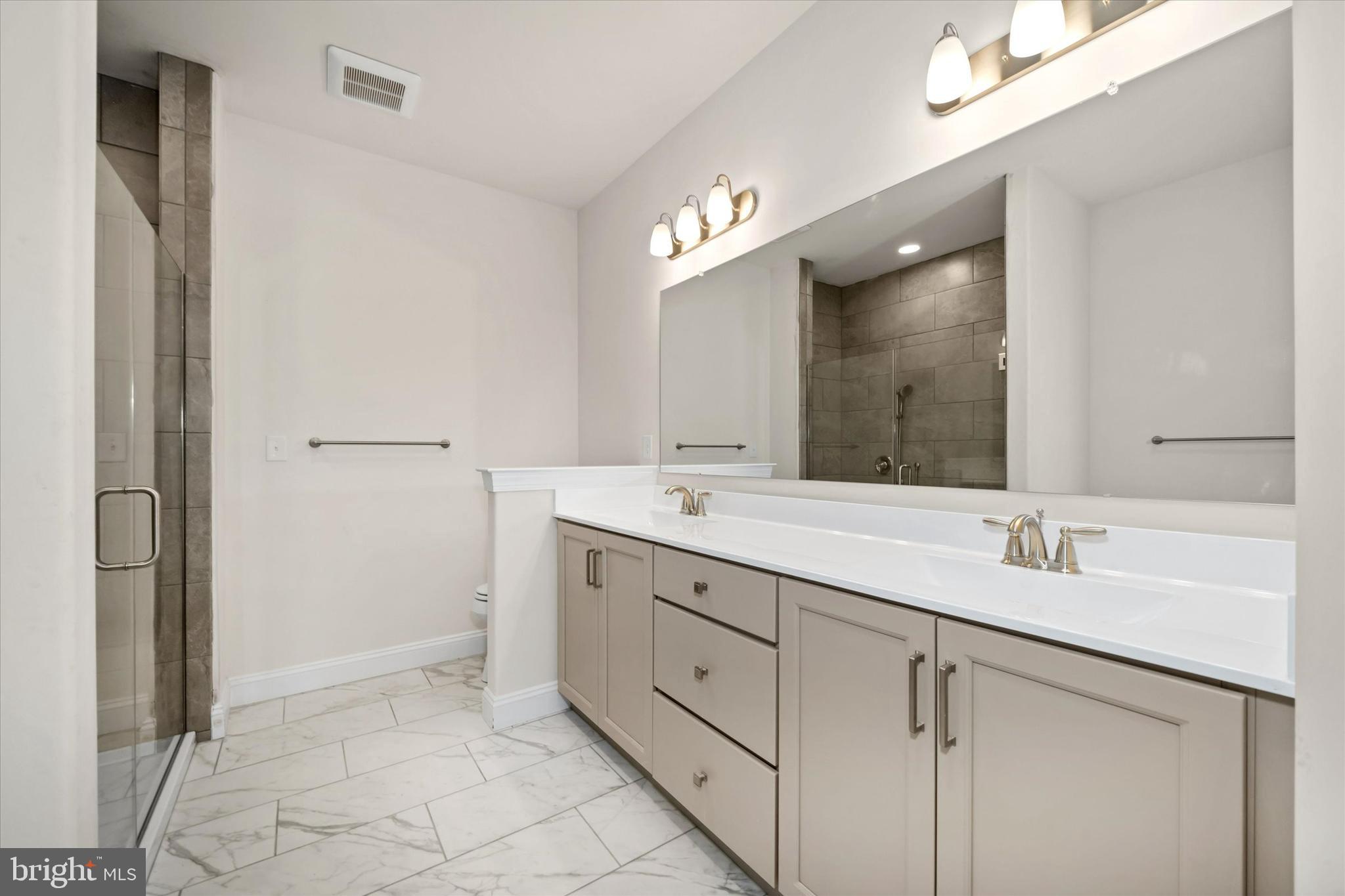 BRIAR CREEK - Residential