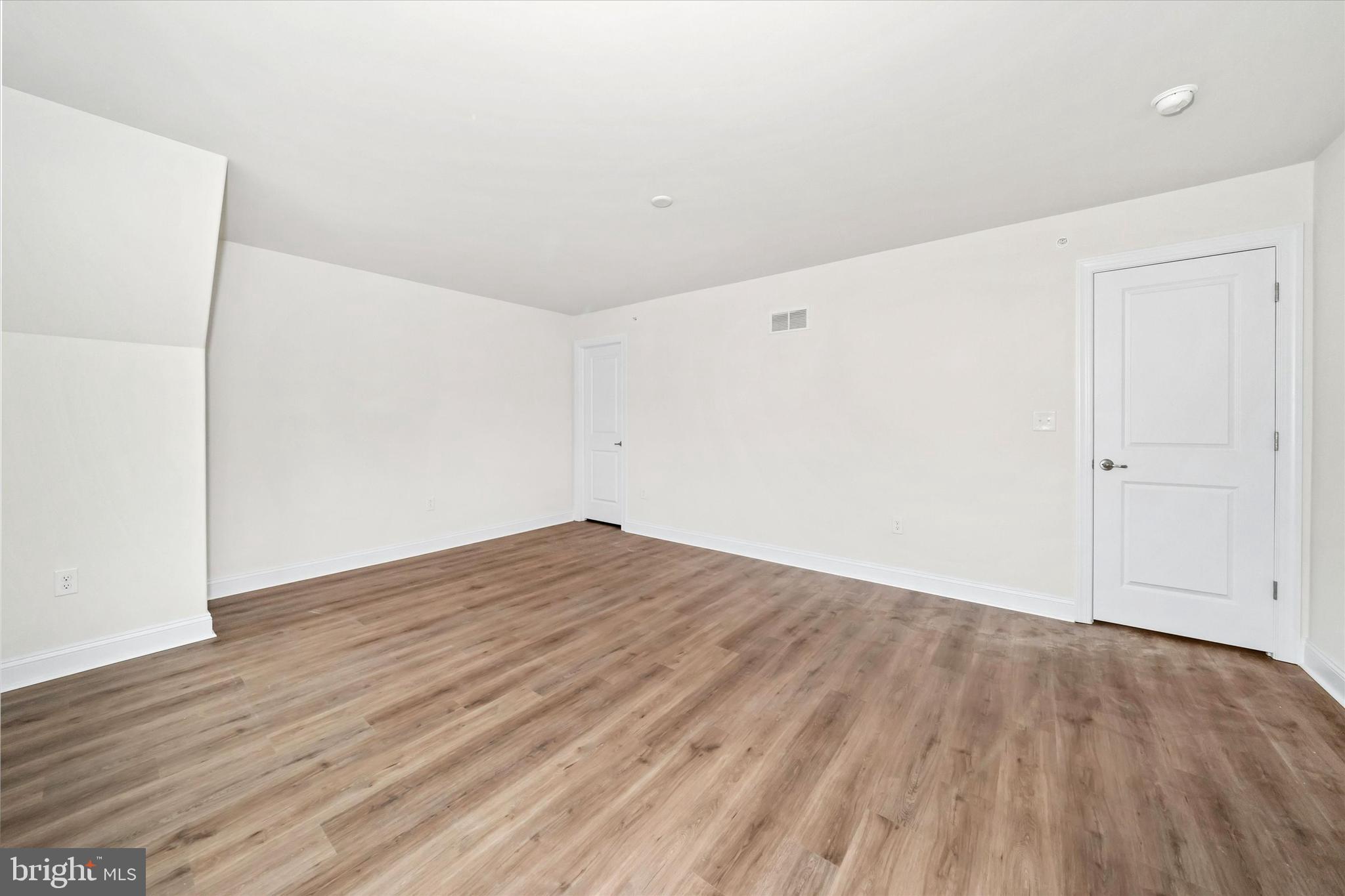 BRIAR CREEK - Residential