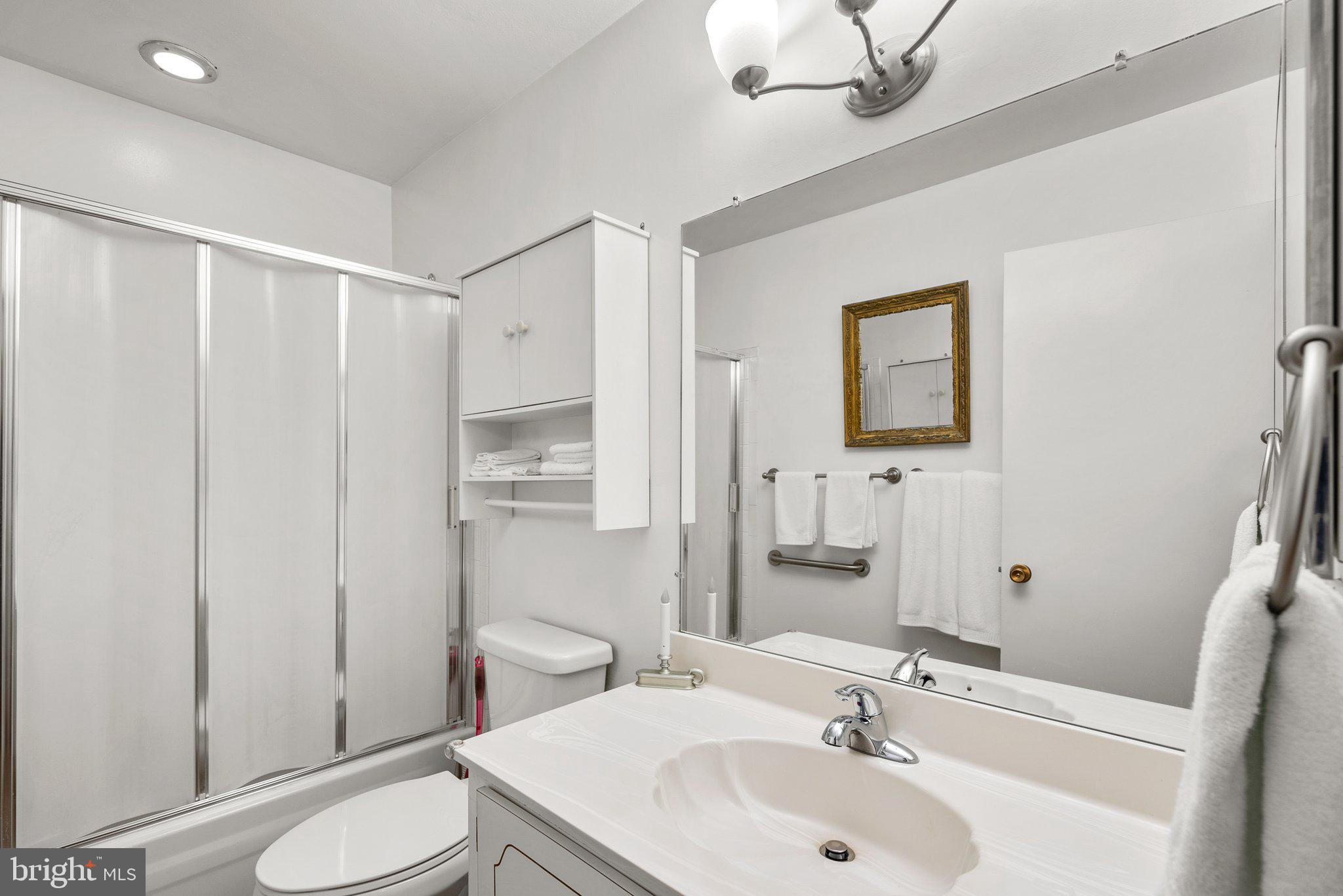 ROSSMOOR MUTUAL #16 - Residential