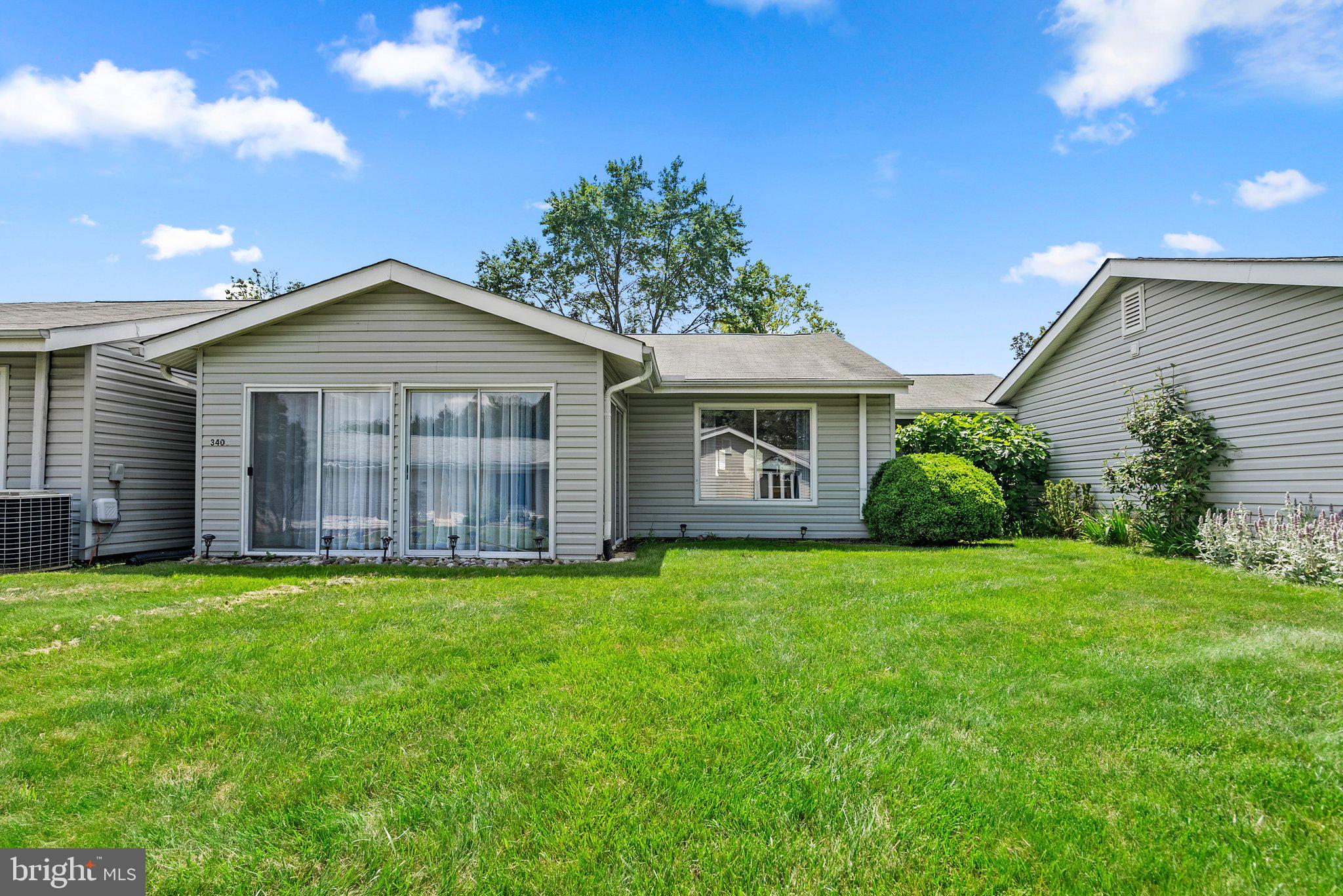 ROSSMOOR MUTUAL #16 - Residential