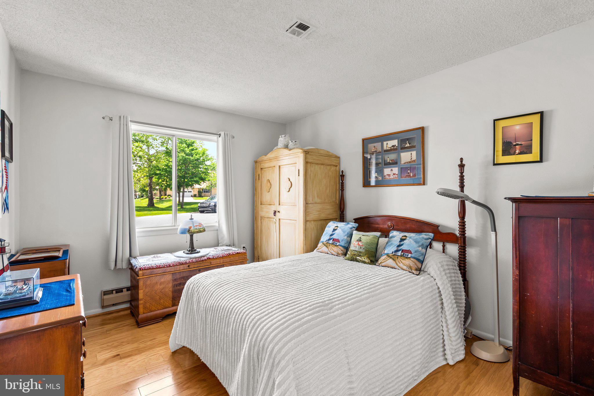 ROSSMOOR MUTUAL #16 - Residential