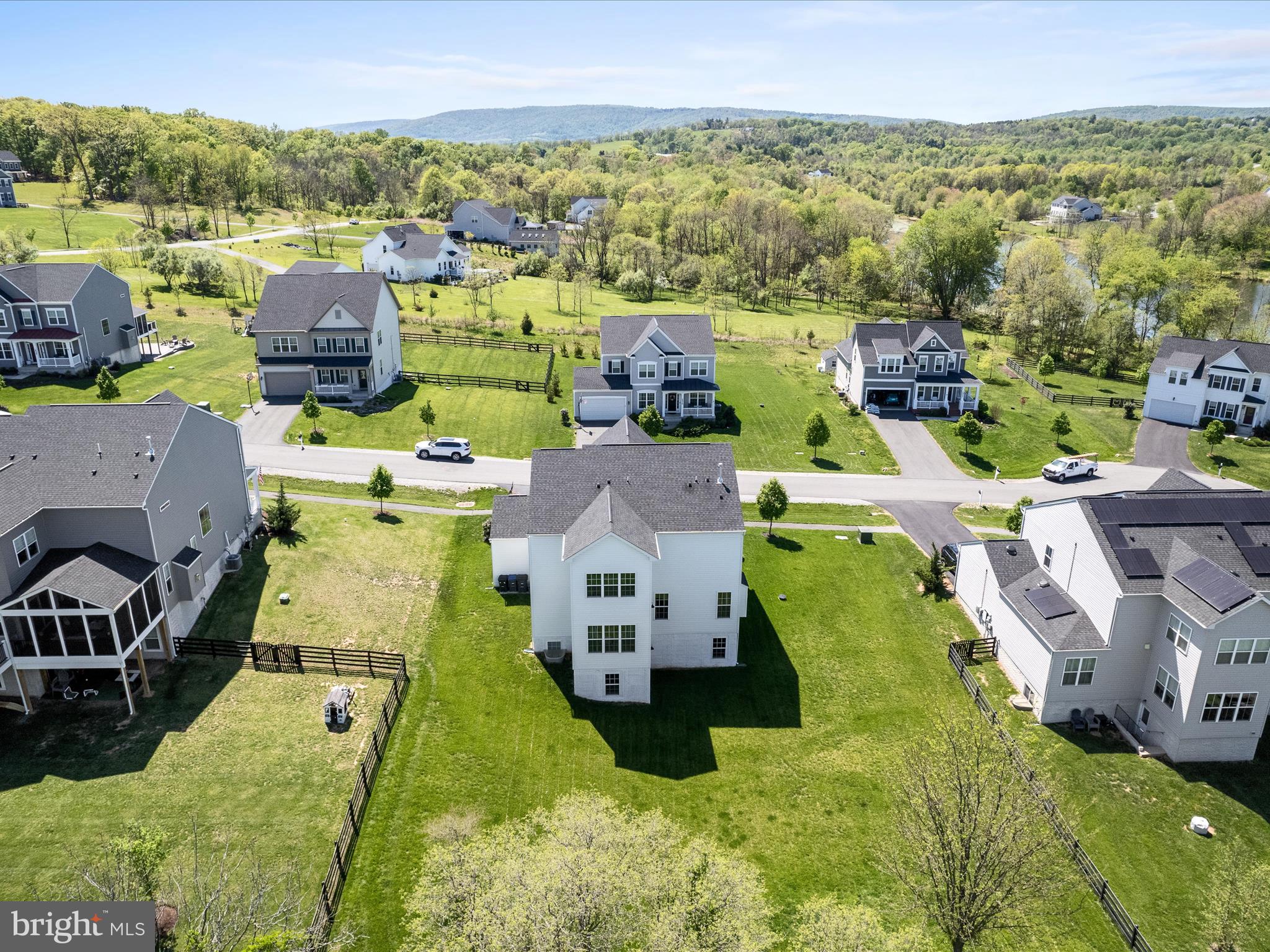 THE BLUFFS AT SLEETER LAKE - Residential