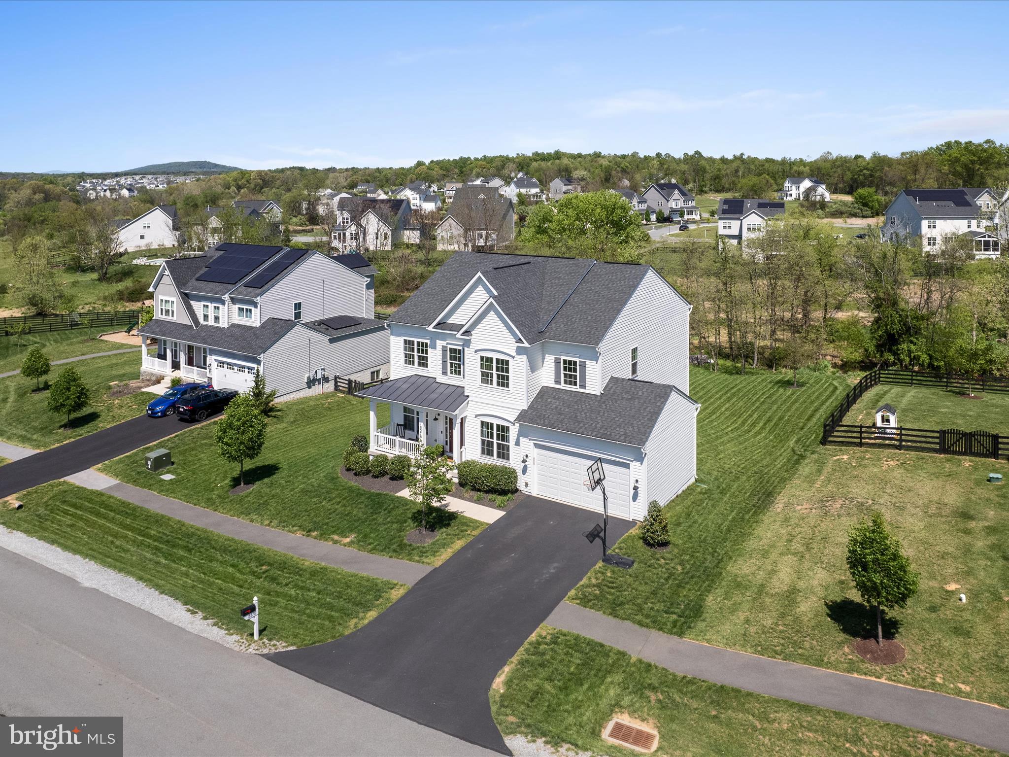 THE BLUFFS AT SLEETER LAKE - Residential