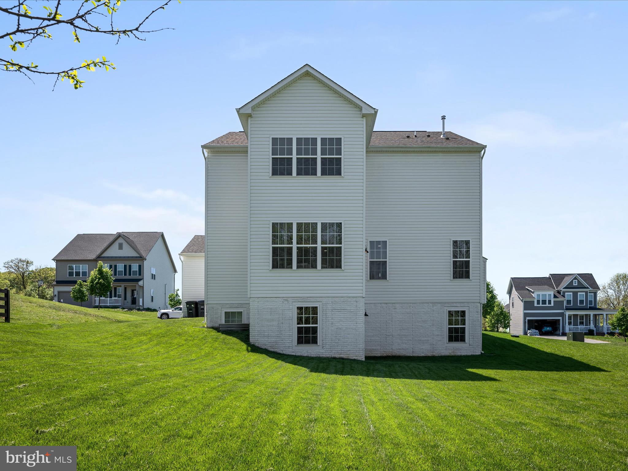 THE BLUFFS AT SLEETER LAKE - Residential