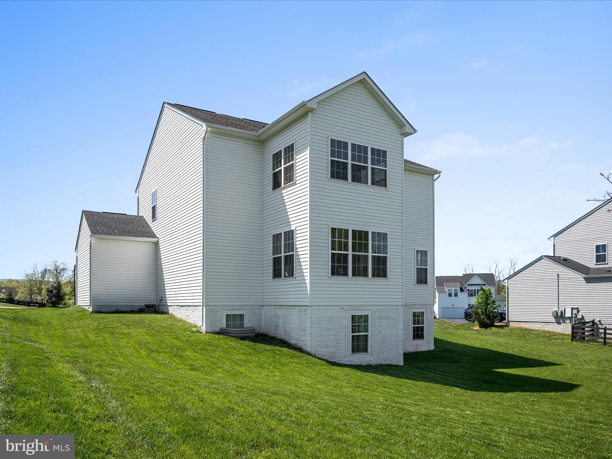 THE BLUFFS AT SLEETER LAKE - Residential