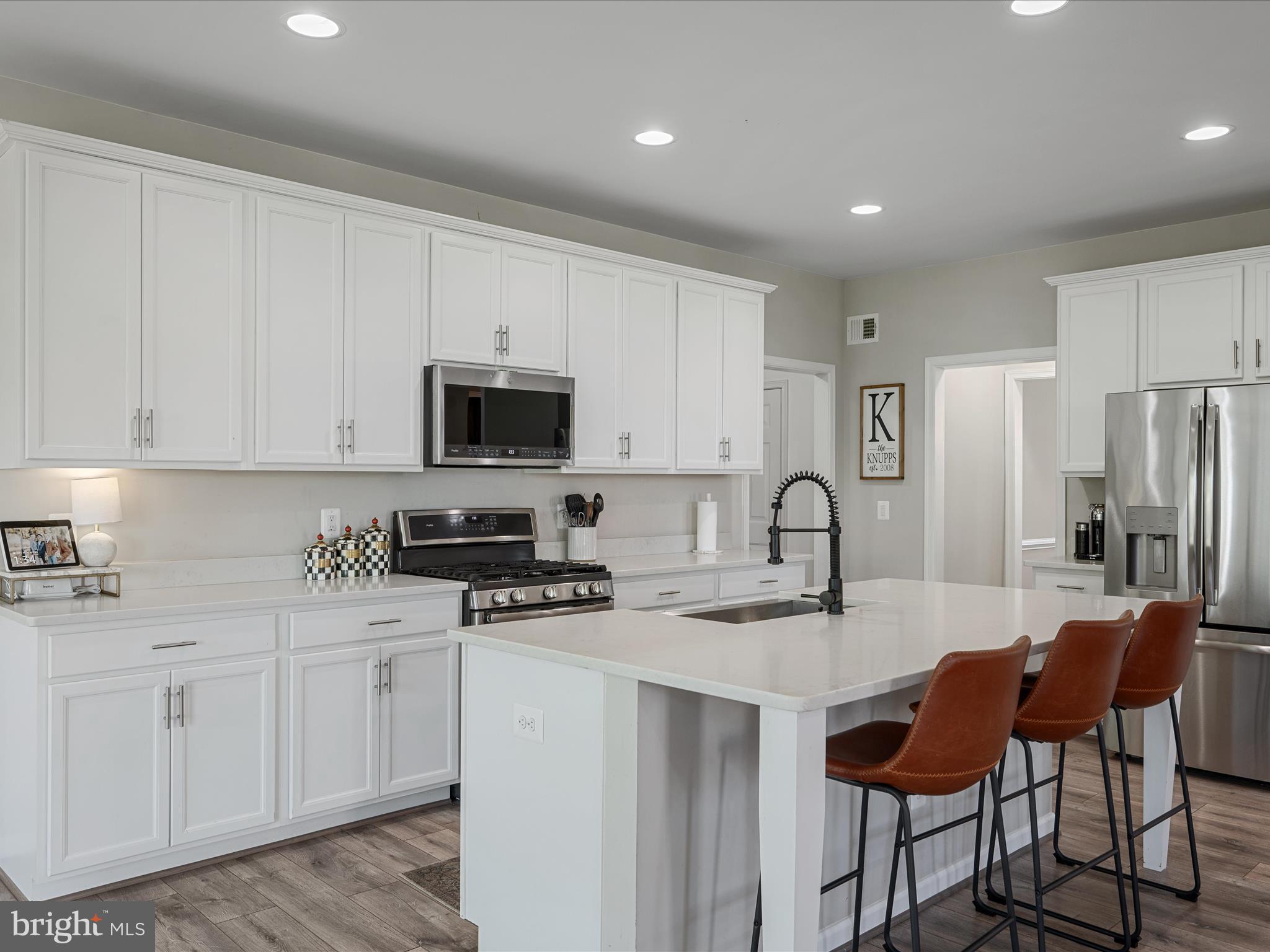 THE BLUFFS AT SLEETER LAKE - Residential