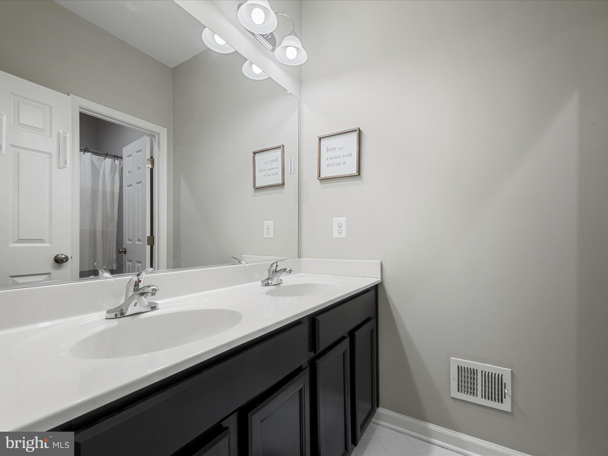 THE BLUFFS AT SLEETER LAKE - Residential