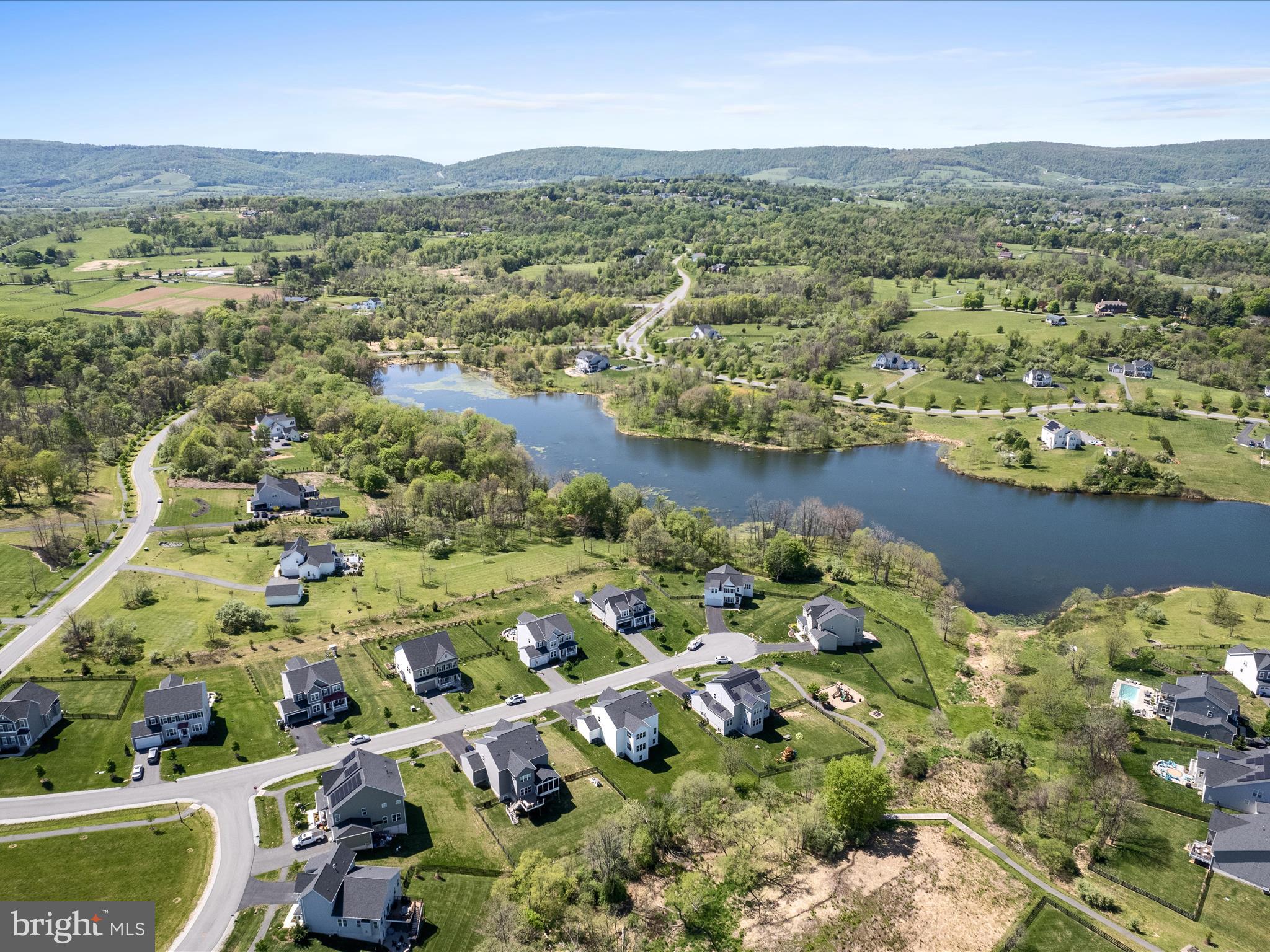 THE BLUFFS AT SLEETER LAKE - Residential