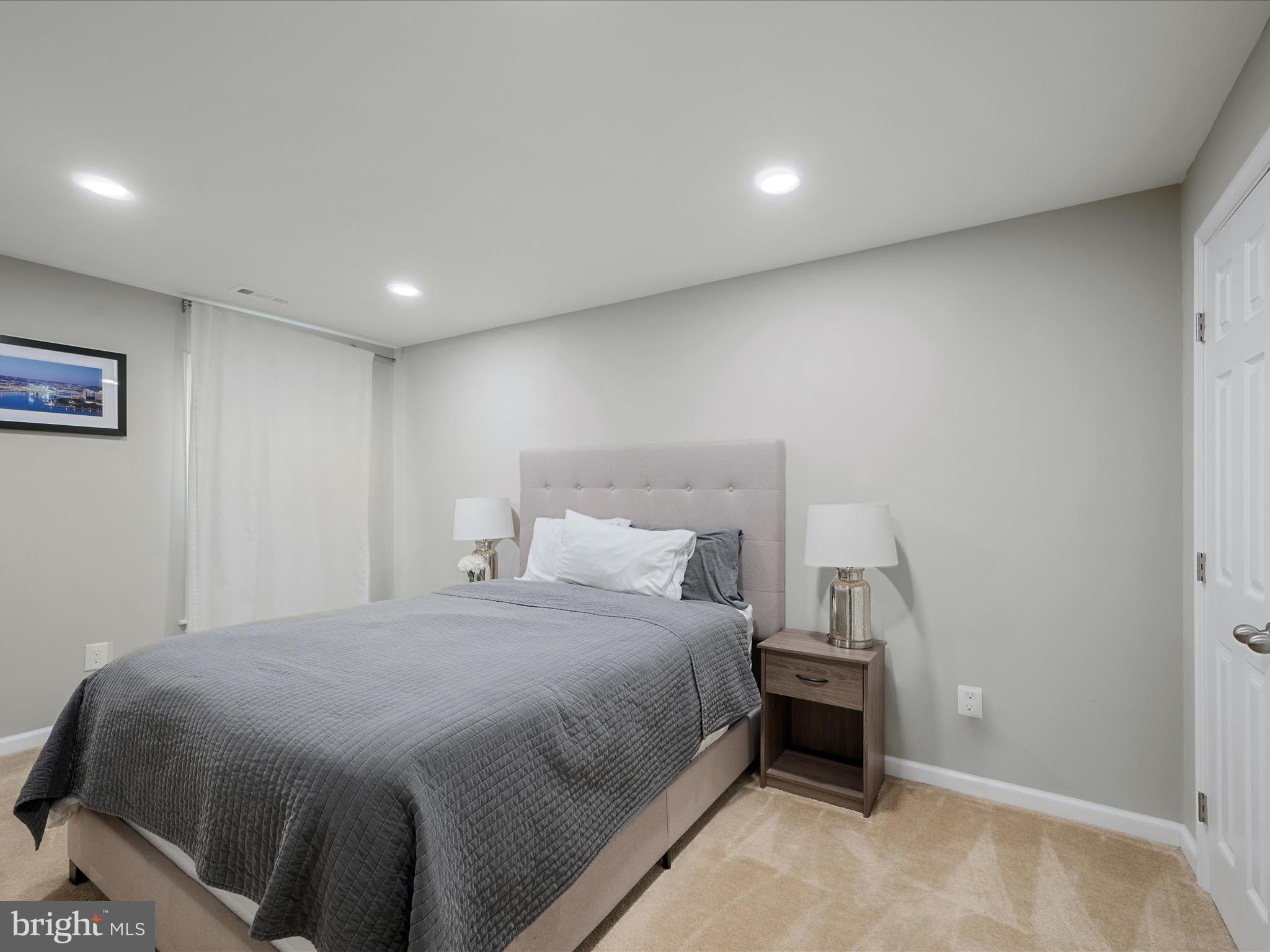 THE BLUFFS AT SLEETER LAKE - Residential