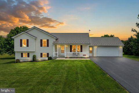 1975 SMITH STATION ROAD HANOVER PA 17331