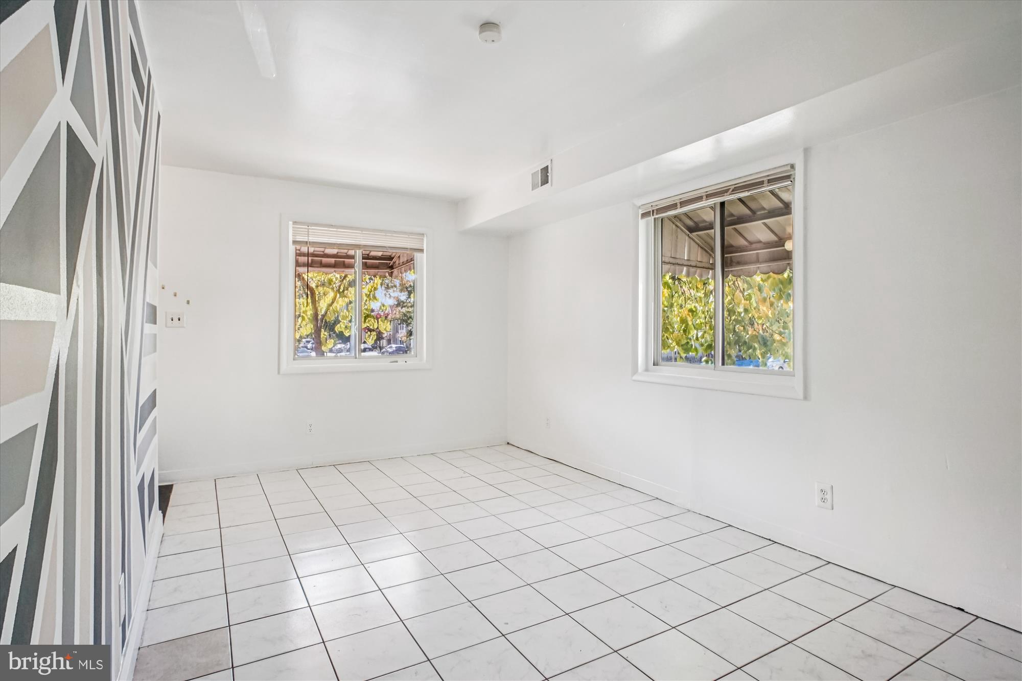 PARKER GRAY - Residential Lease