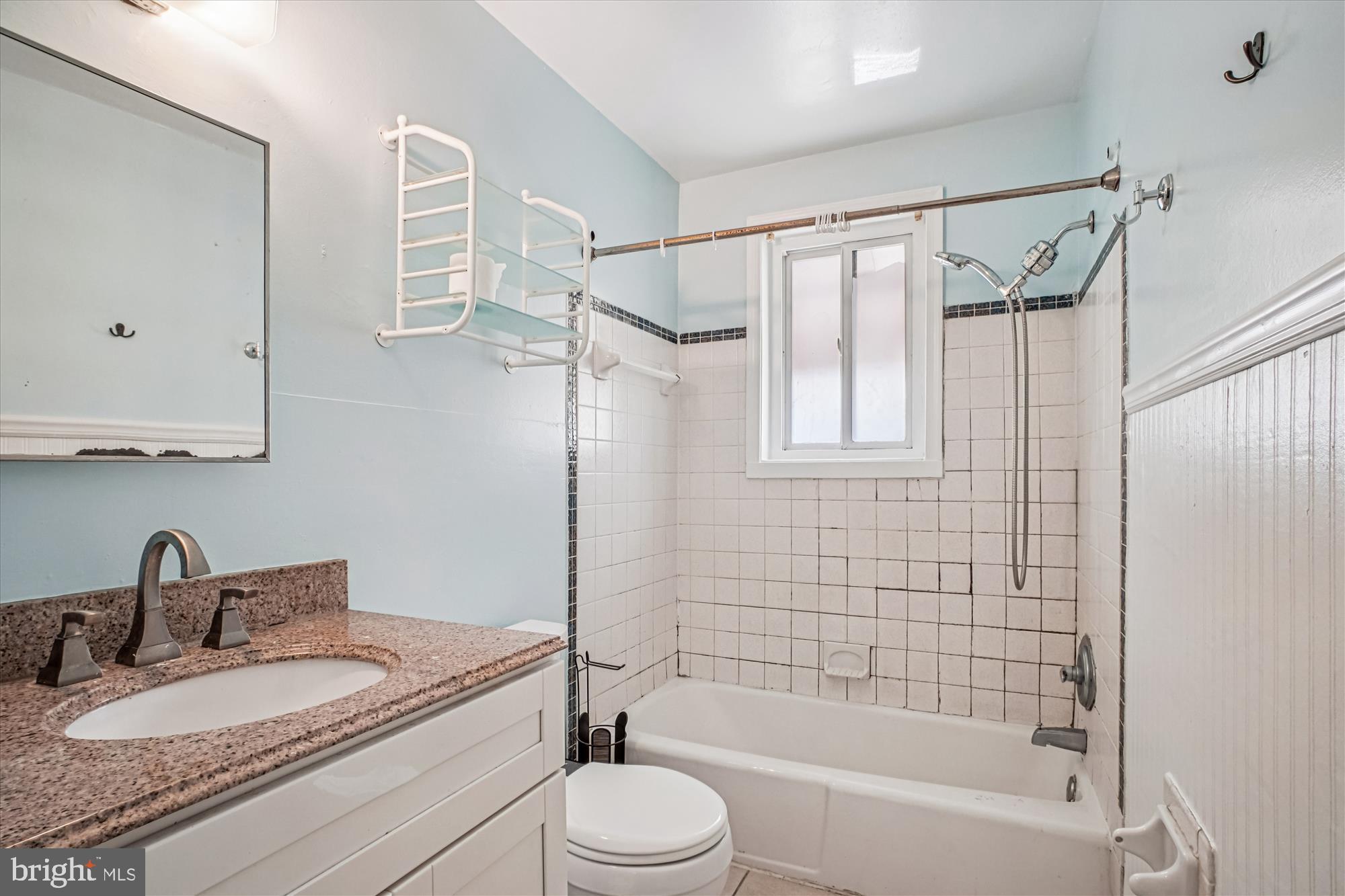 PARKER GRAY - Residential Lease