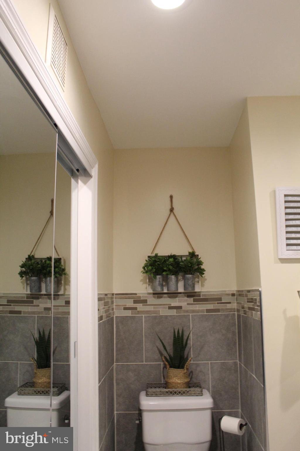 HEATHER KNOLL - Residential