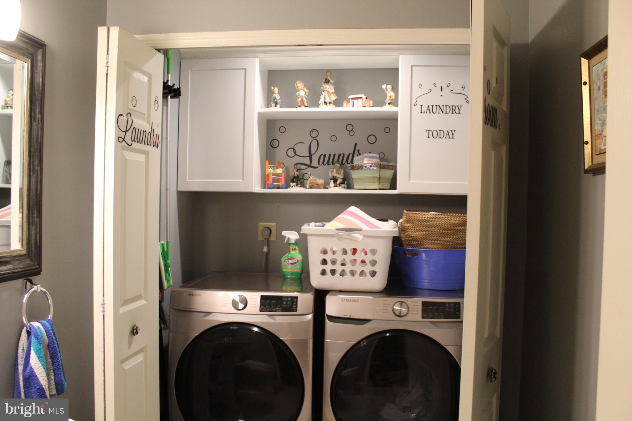 HEATHER KNOLL - Residential