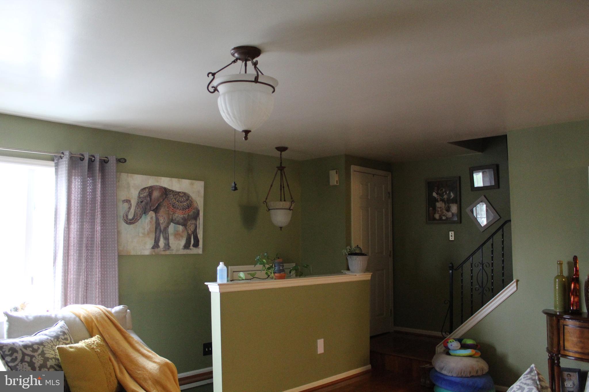 HEATHER KNOLL - Residential