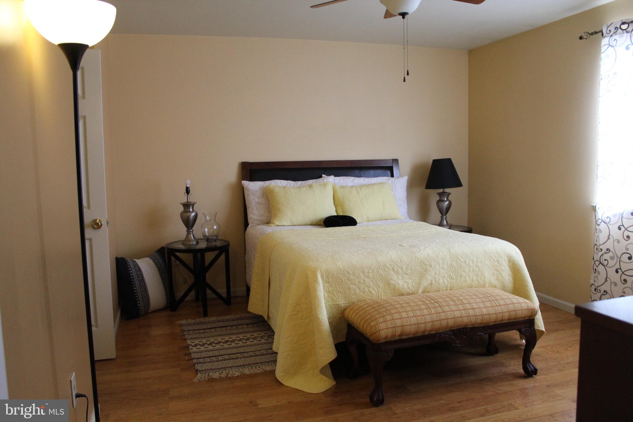 HEATHER KNOLL - Residential