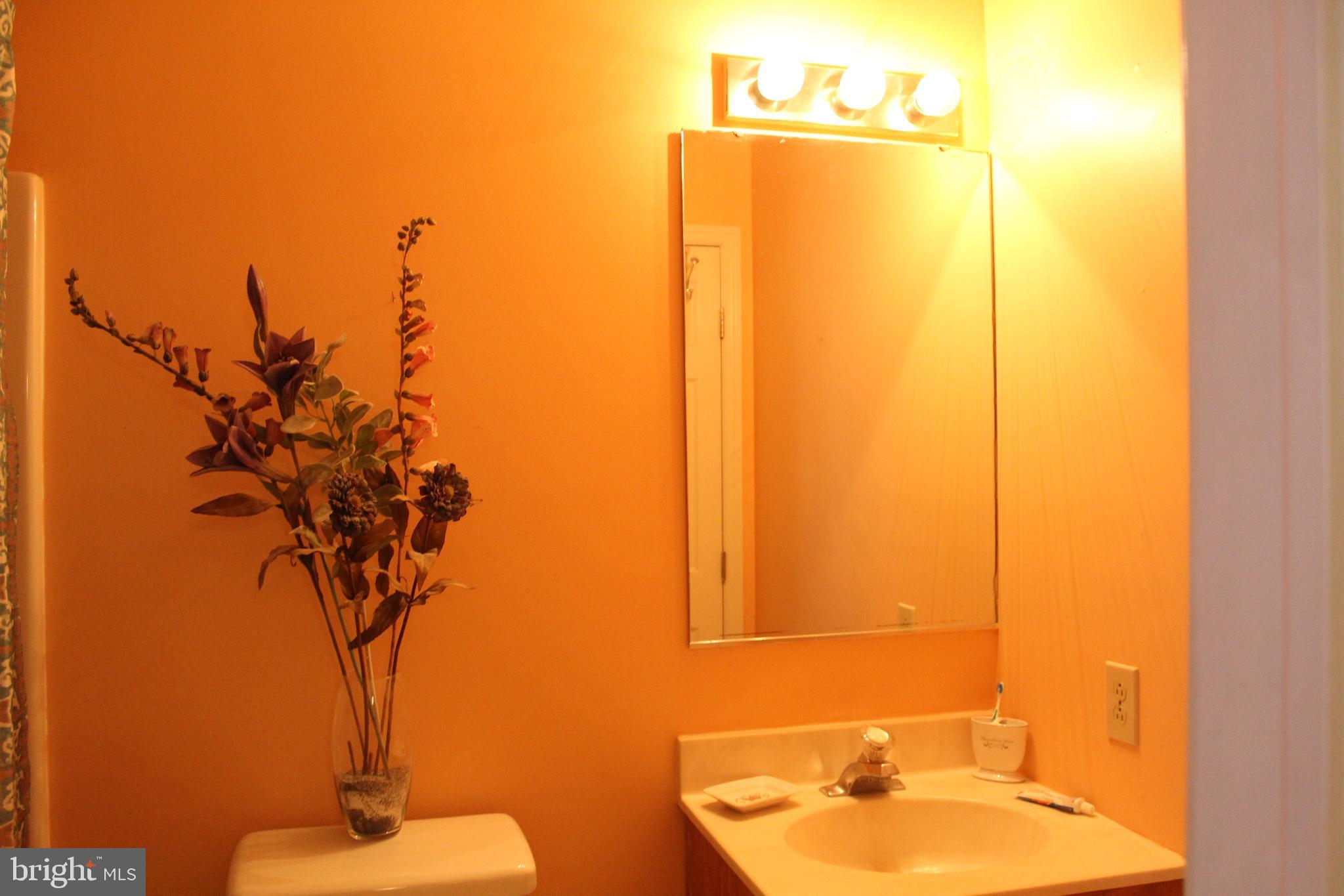 HEATHER KNOLL - Residential