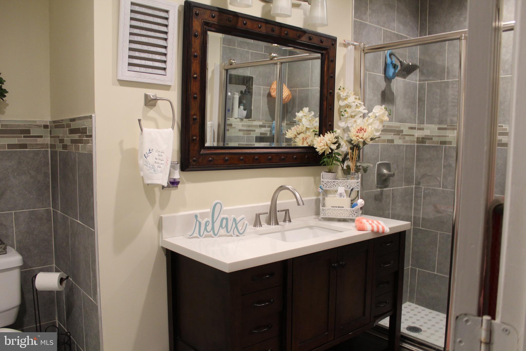 HEATHER KNOLL - Residential