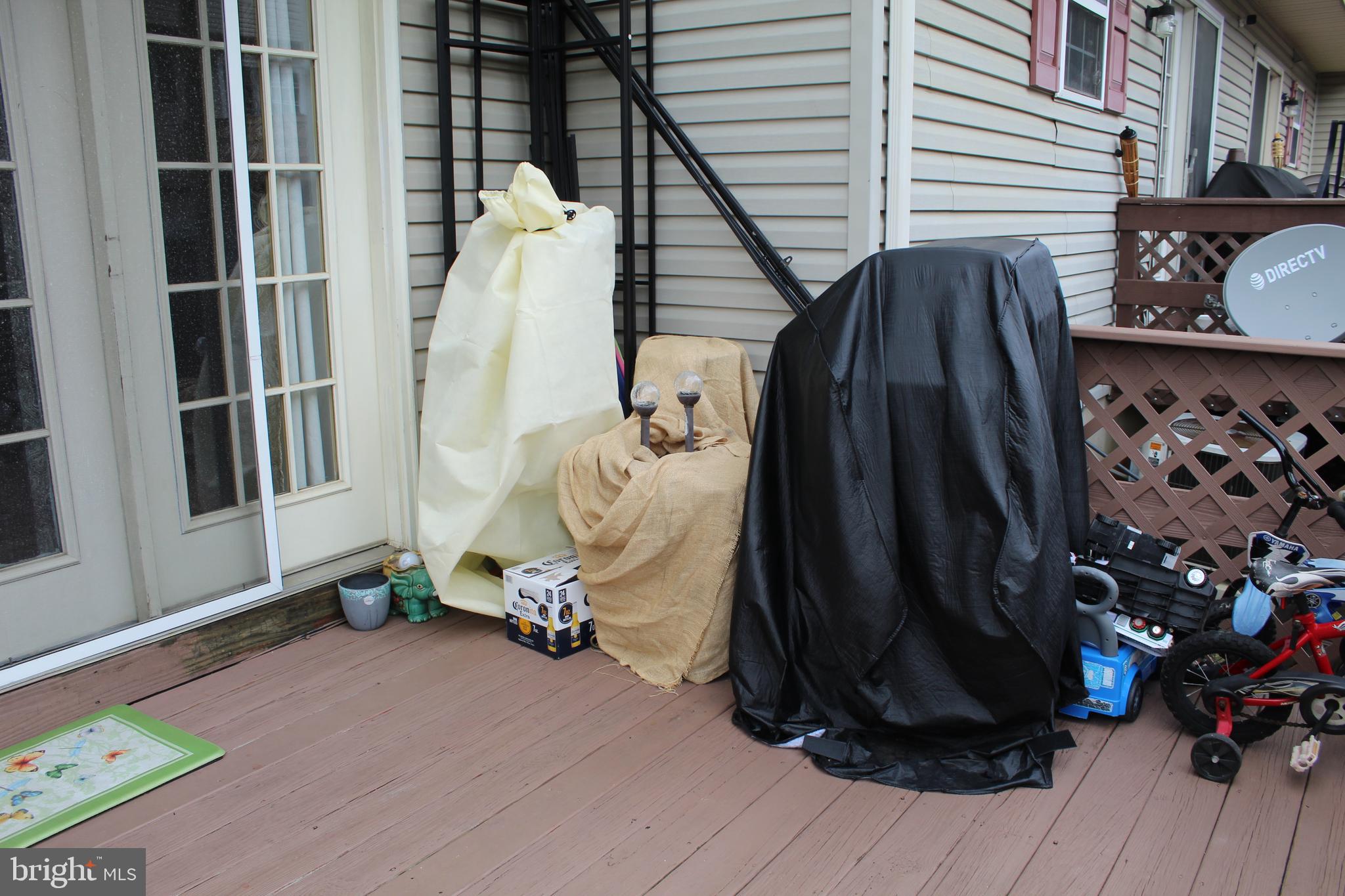 HEATHER KNOLL - Residential