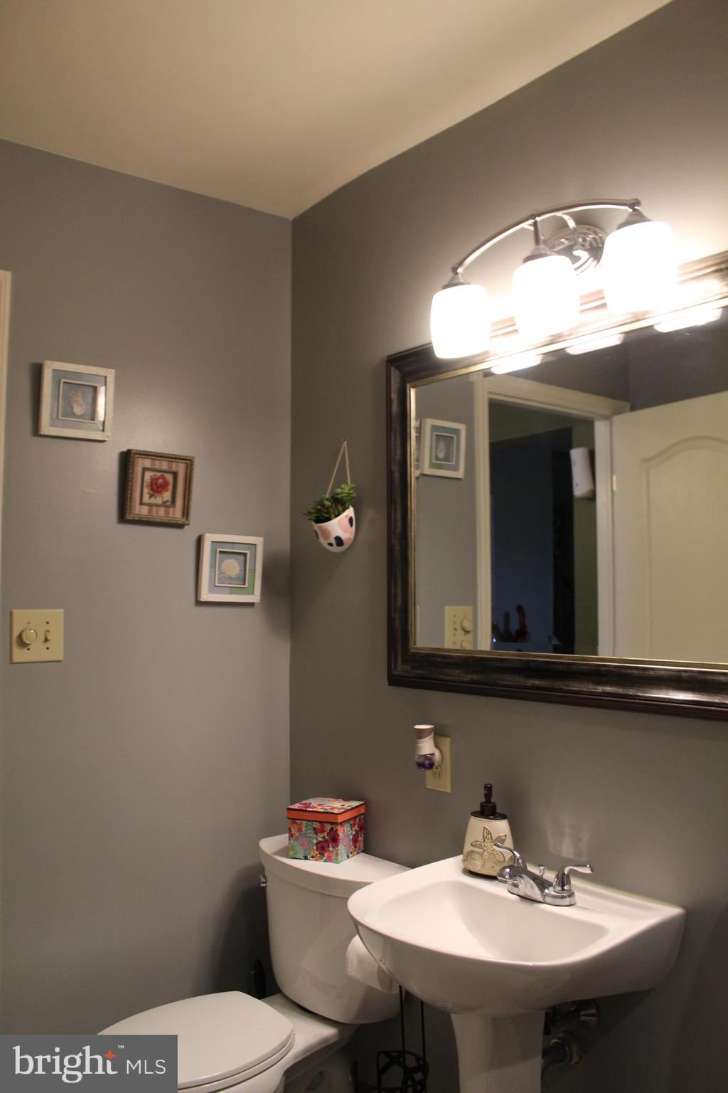 HEATHER KNOLL - Residential