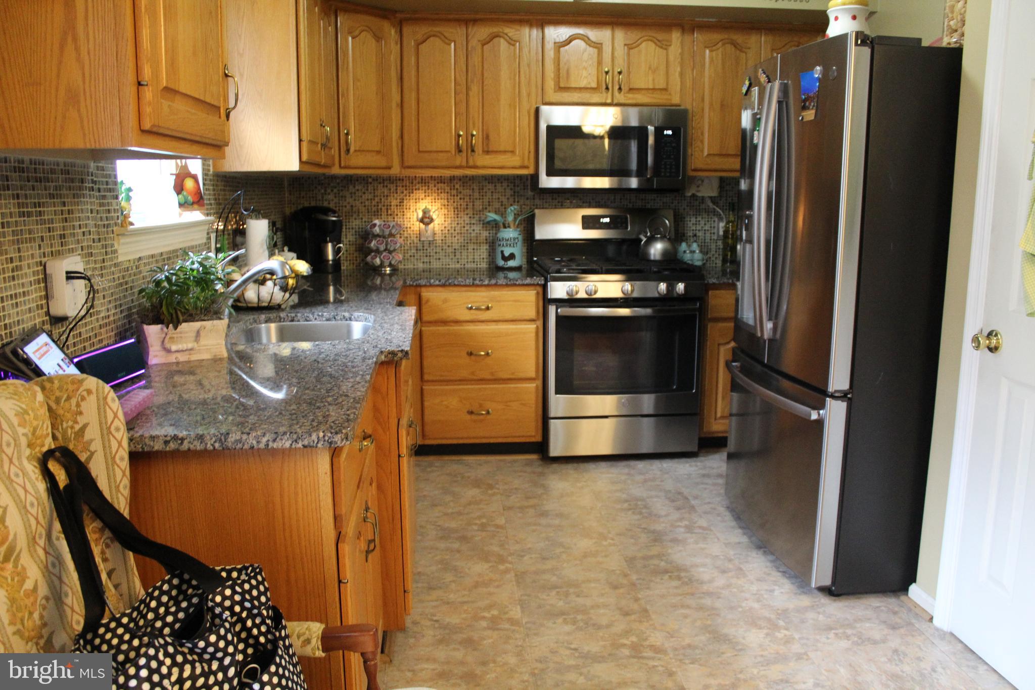 HEATHER KNOLL - Residential