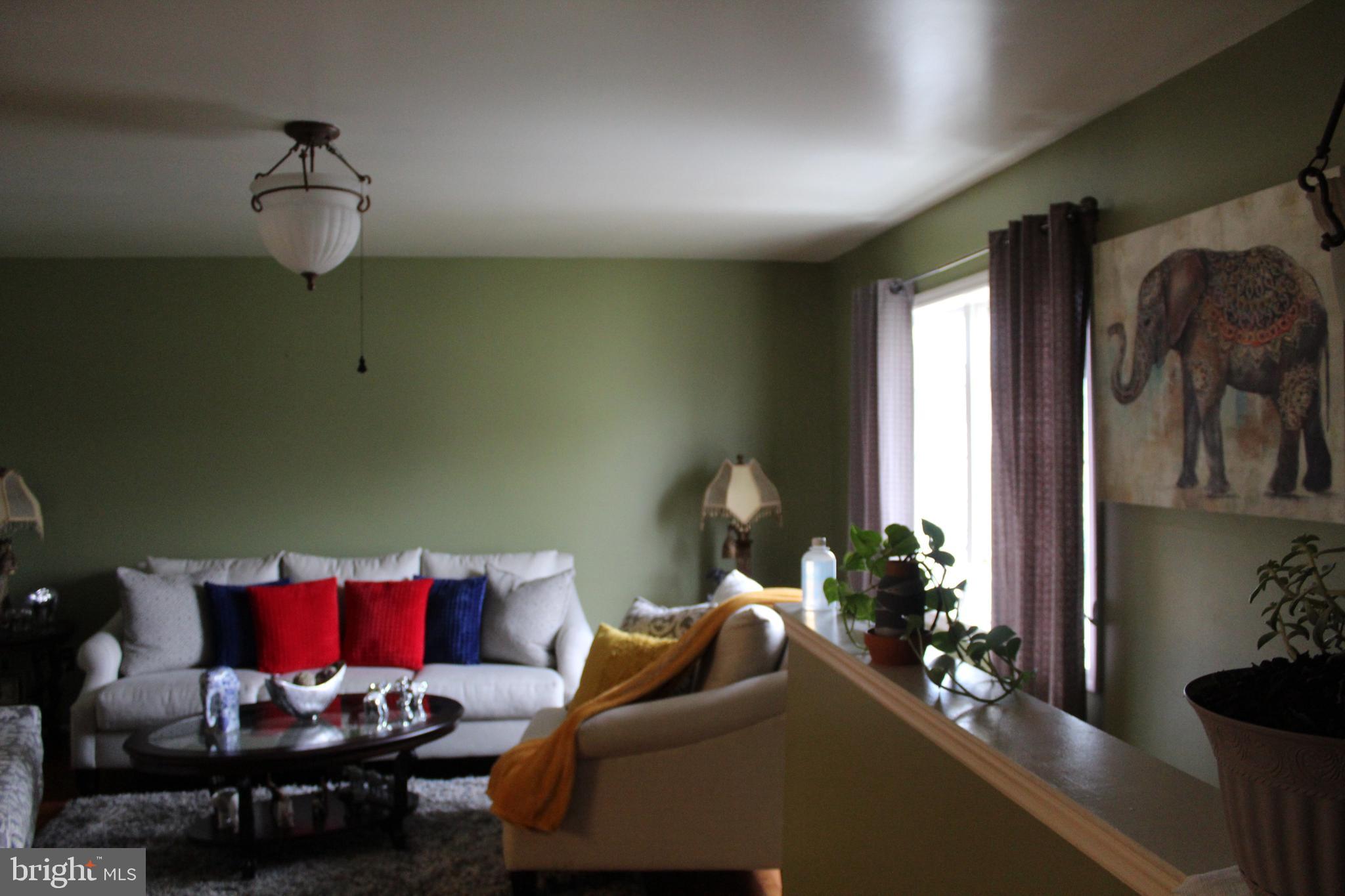 HEATHER KNOLL - Residential