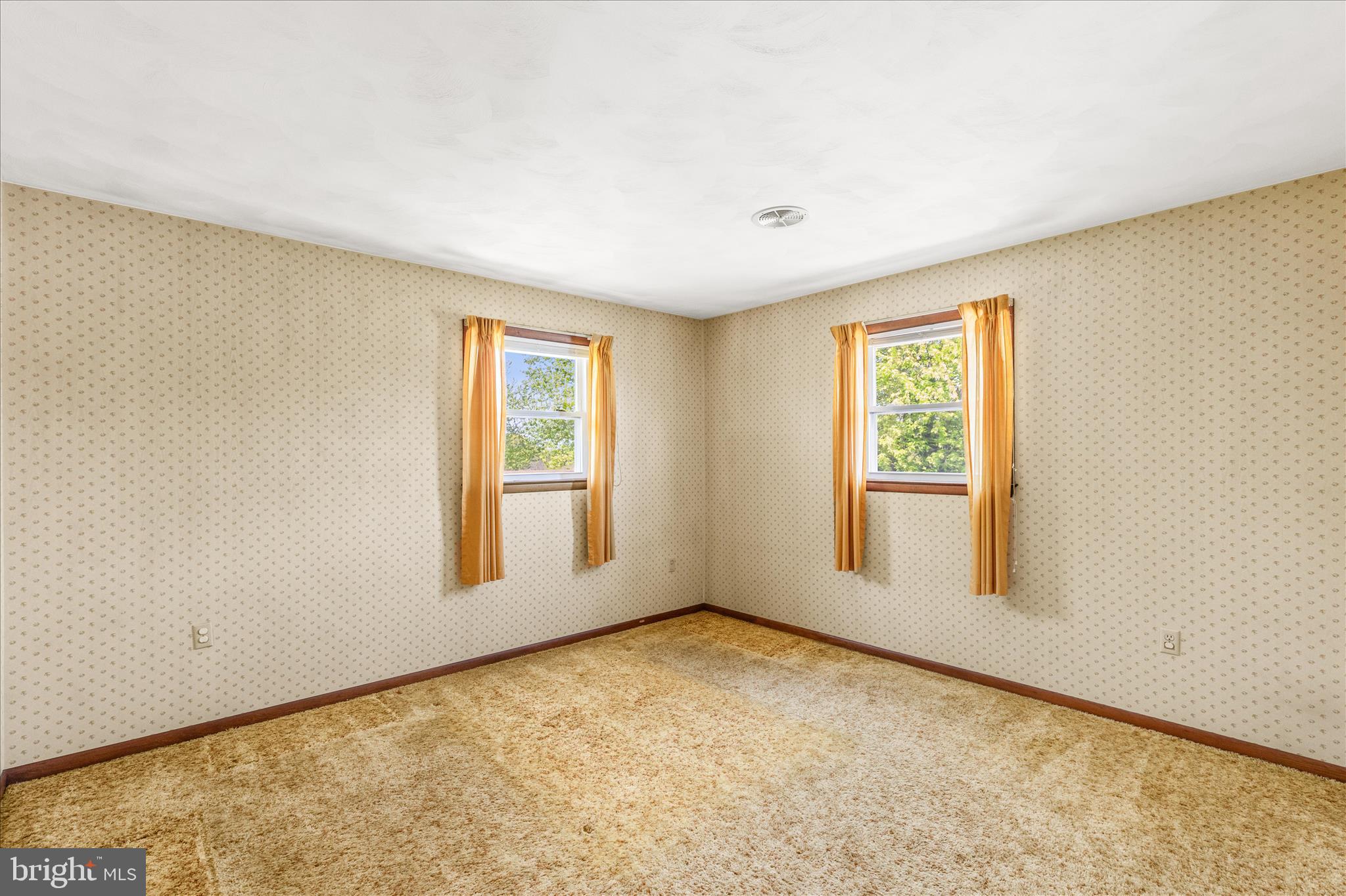 TANGLEWOOD HGHTS - Residential