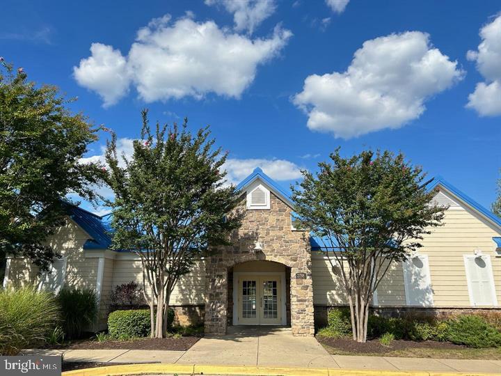 PINEY ORCHARD - Residential Lease