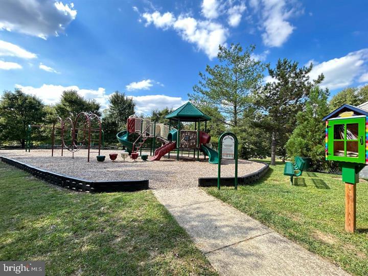 PINEY ORCHARD - Residential Lease