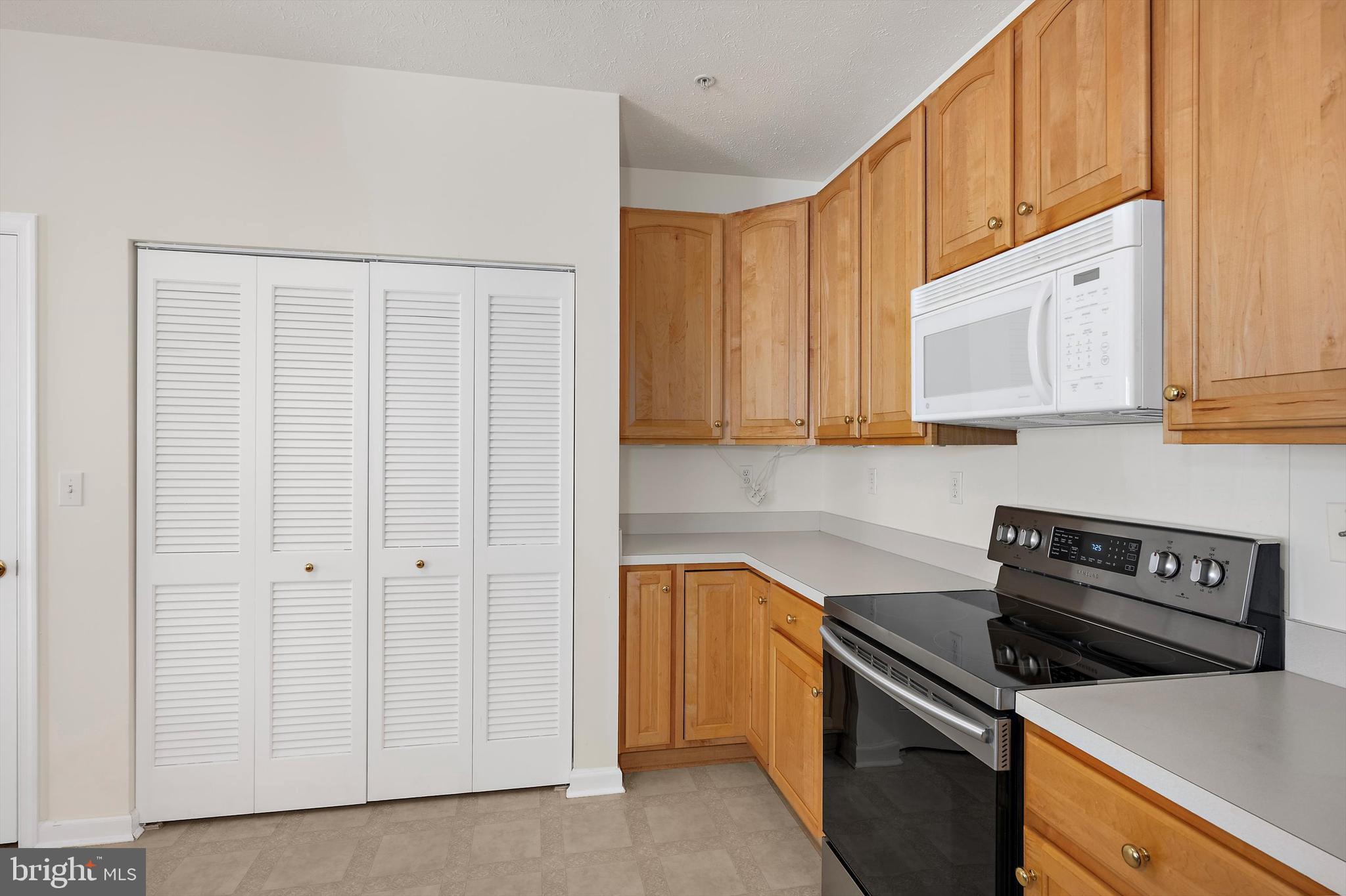 PINEY ORCHARD - Residential Lease