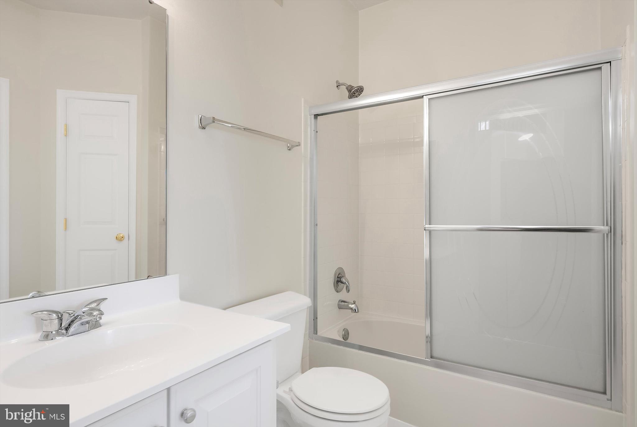 PINEY ORCHARD - Residential Lease