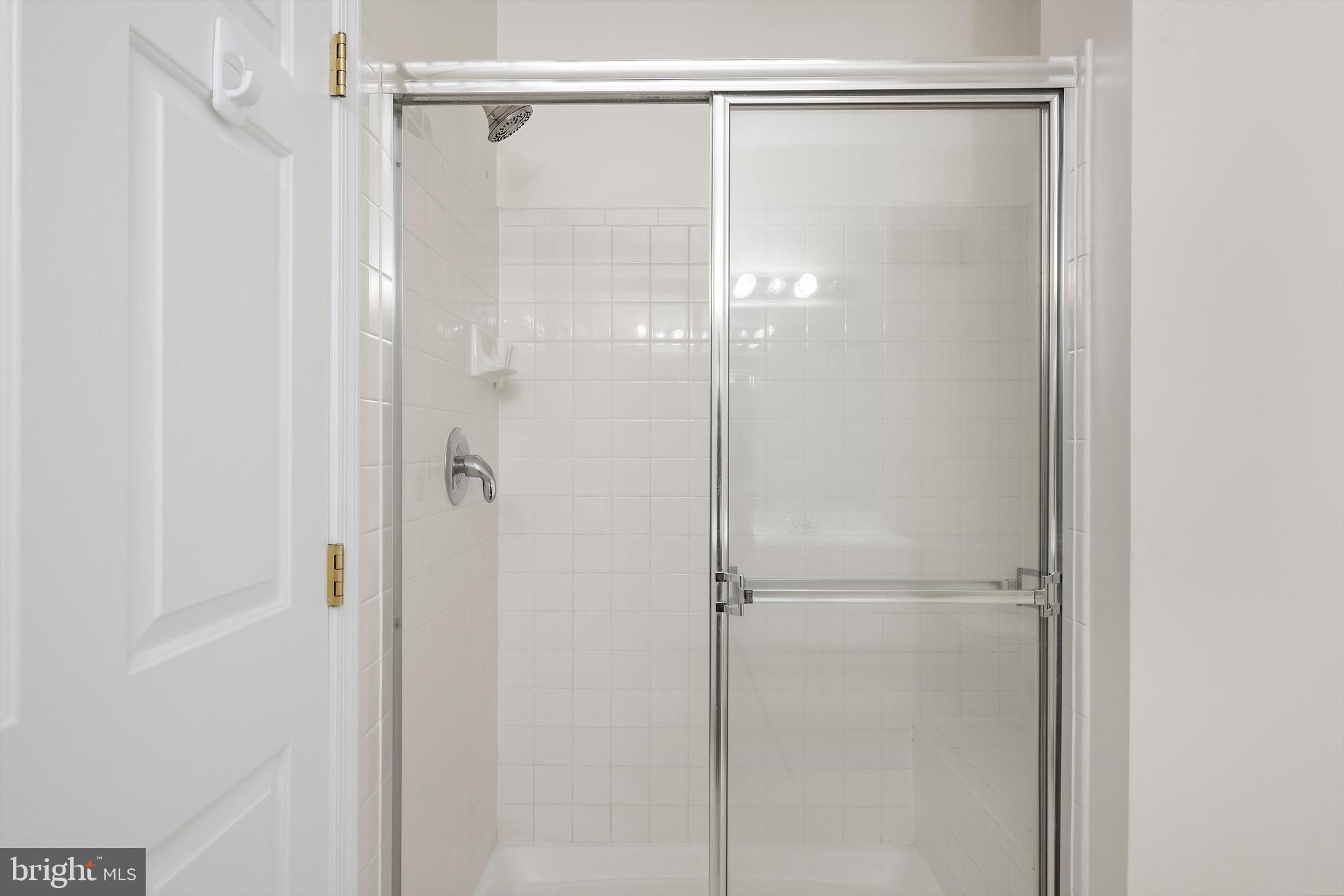 PINEY ORCHARD - Residential Lease