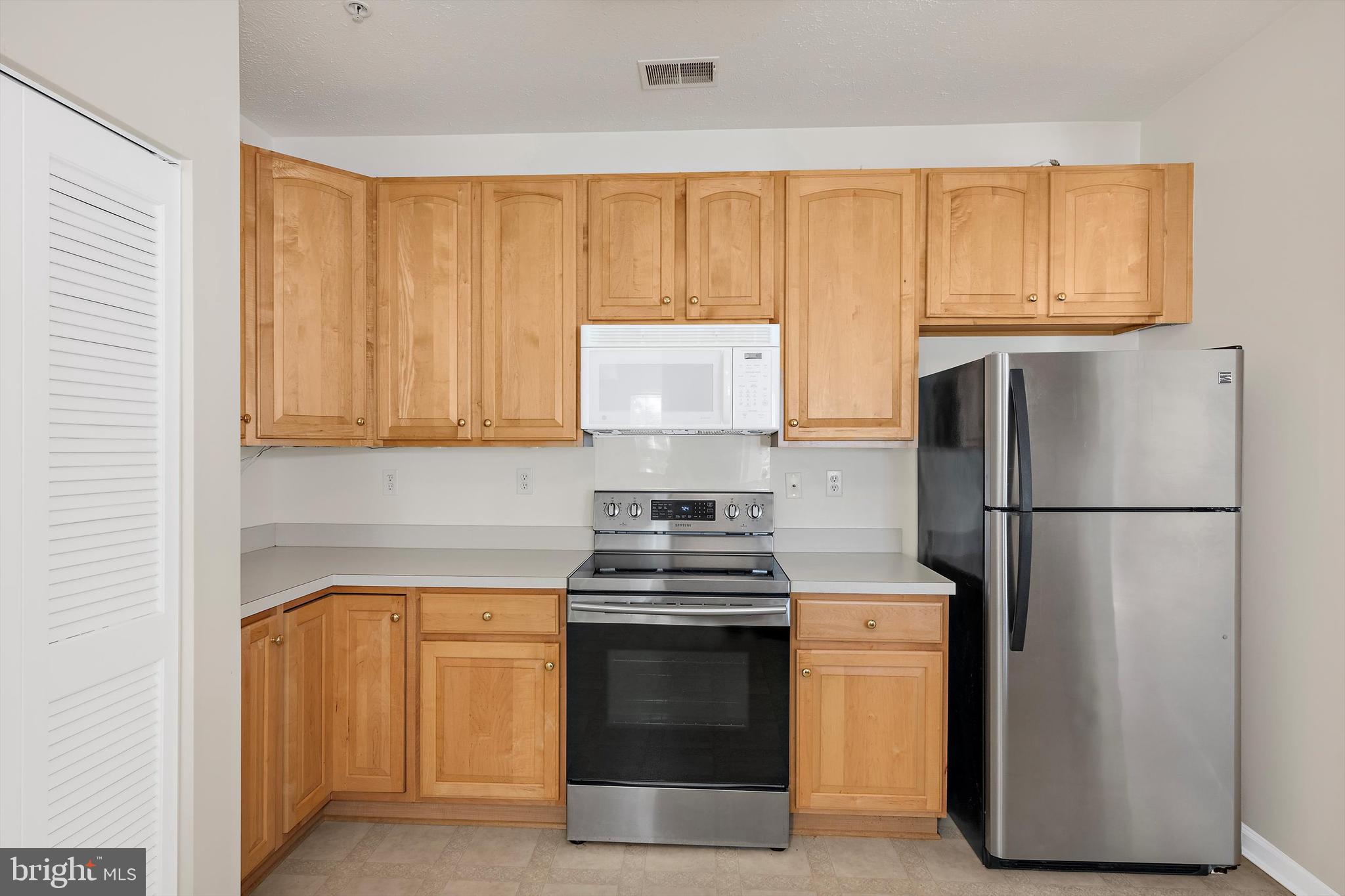 PINEY ORCHARD - Residential Lease