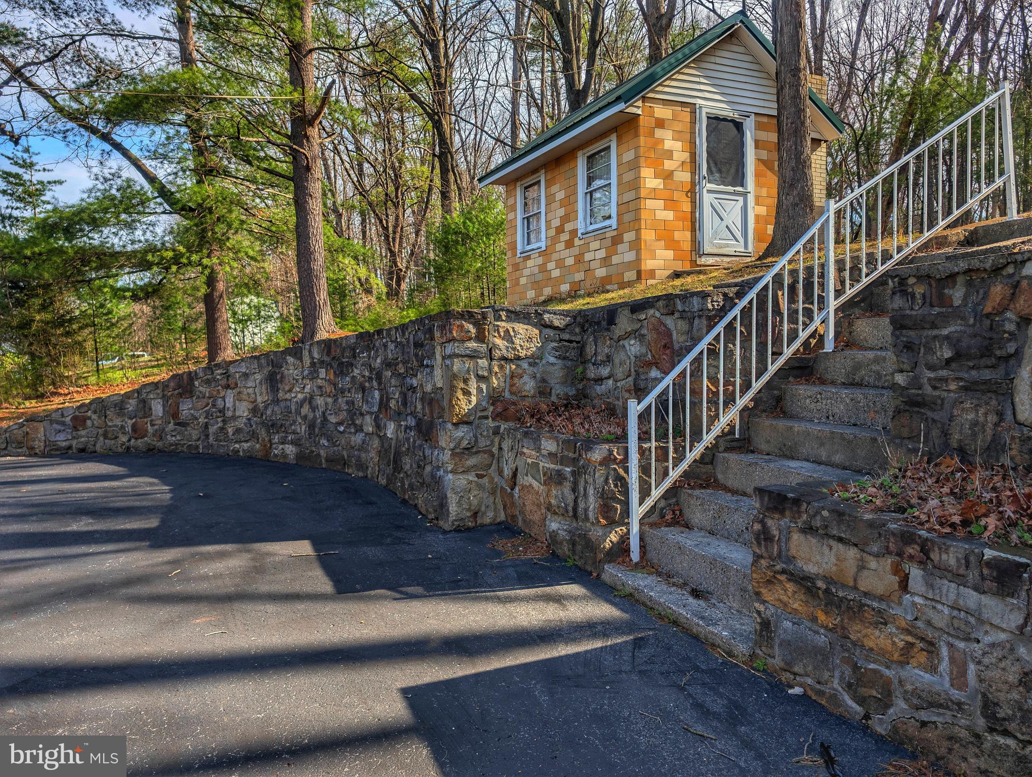 EVERETT - Residential