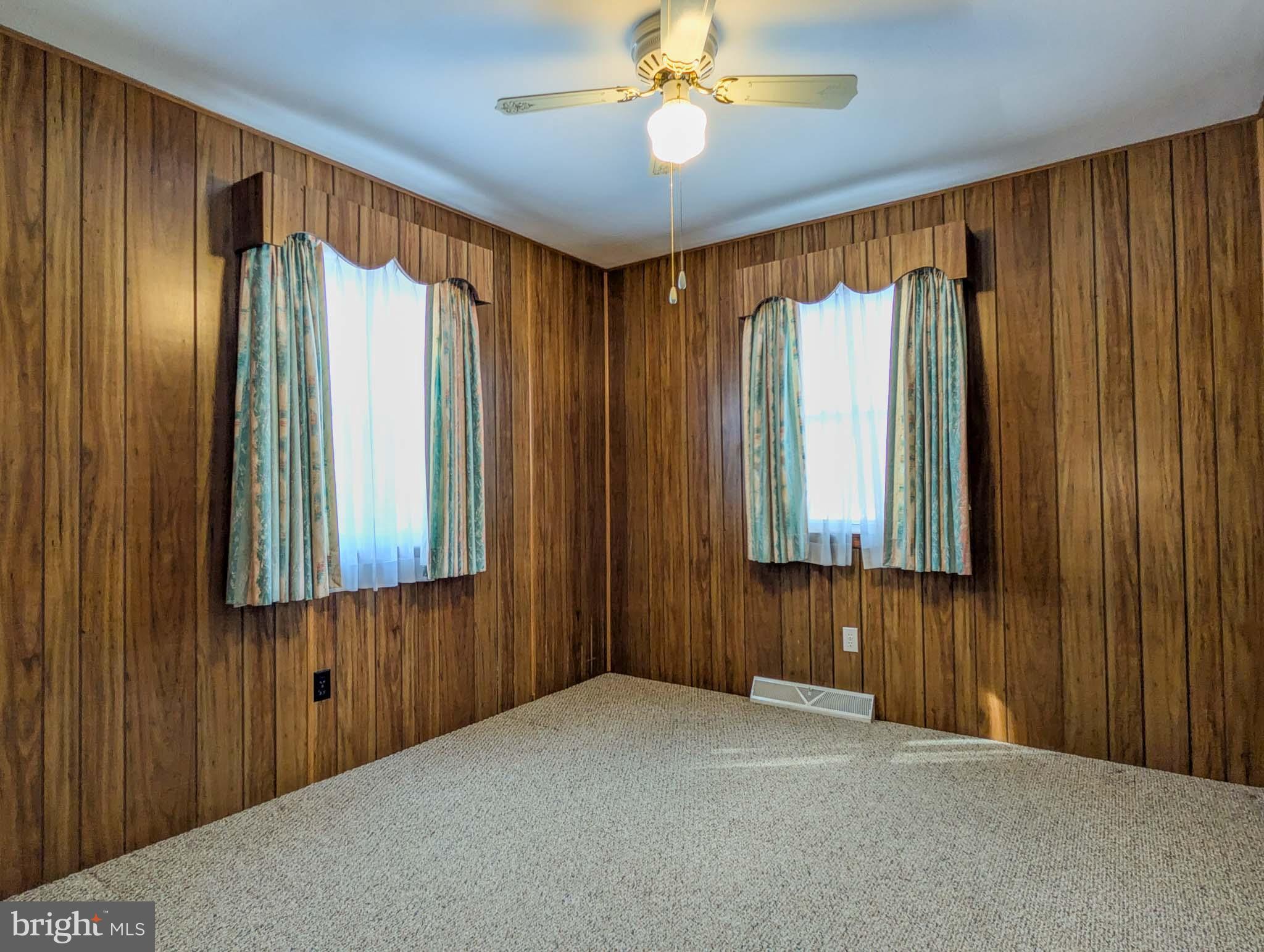 EVERETT - Residential