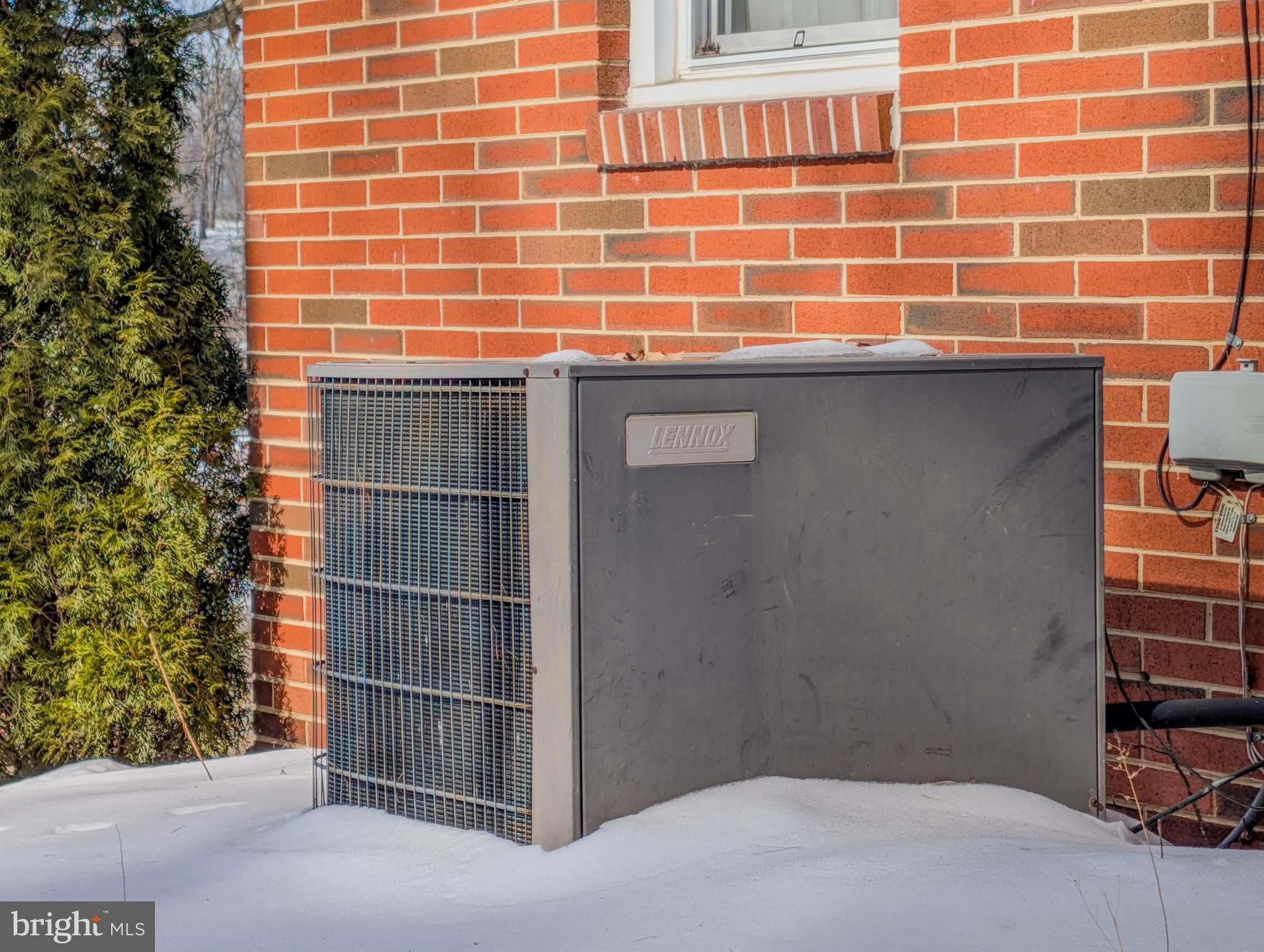 EVERETT - Residential