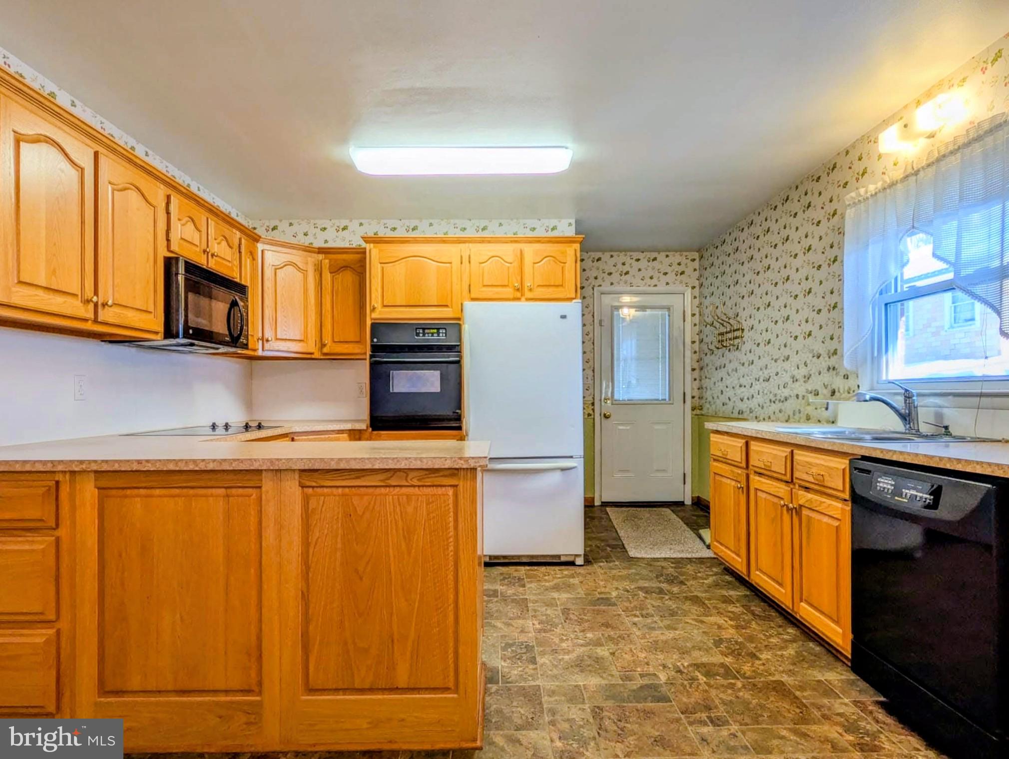 EVERETT - Residential