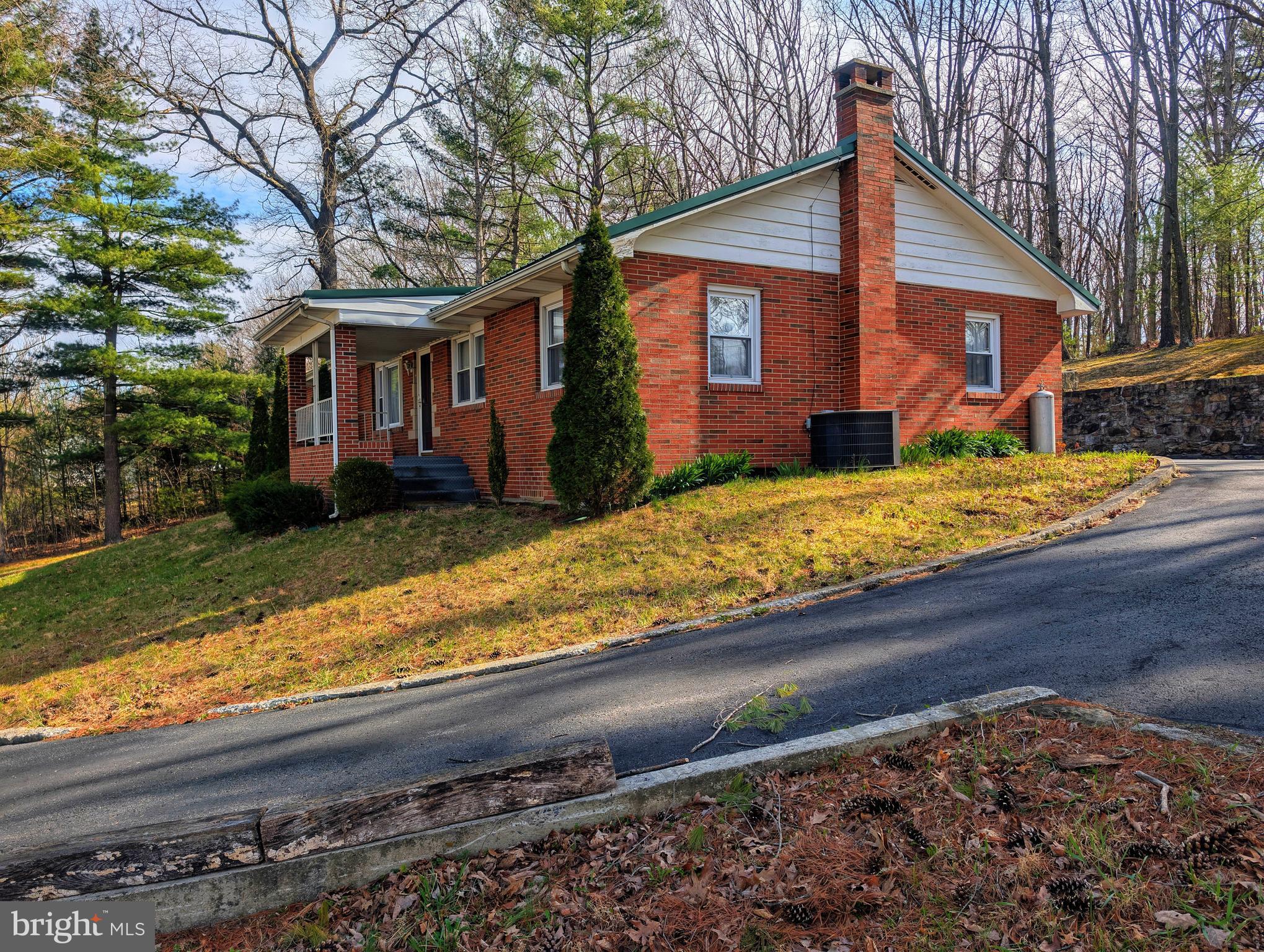 EVERETT - Residential