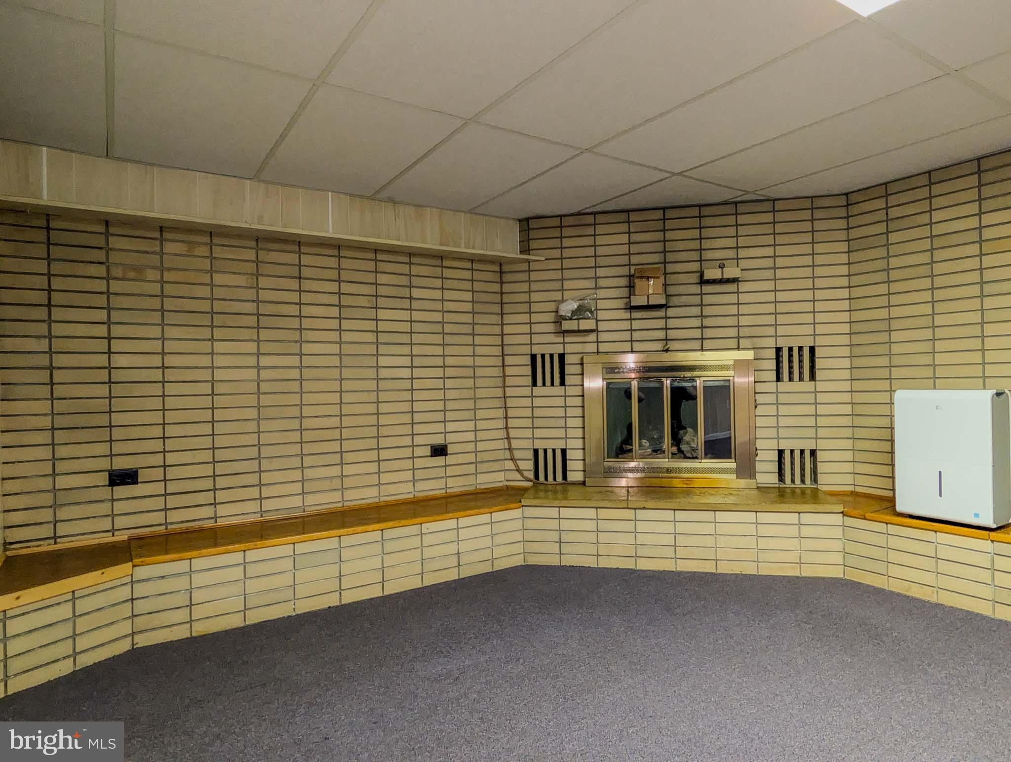 EVERETT - Residential