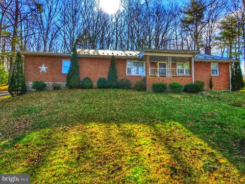 Homes For Sale - 1892 Milk And Water<br/> EVERETT, PA 15537