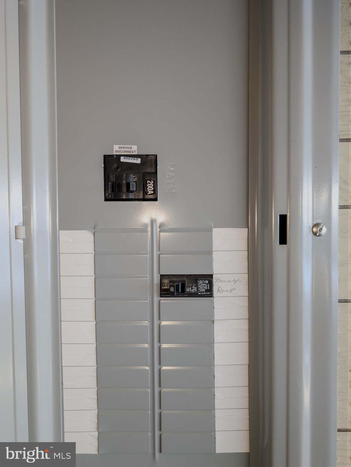 EVERETT - Residential