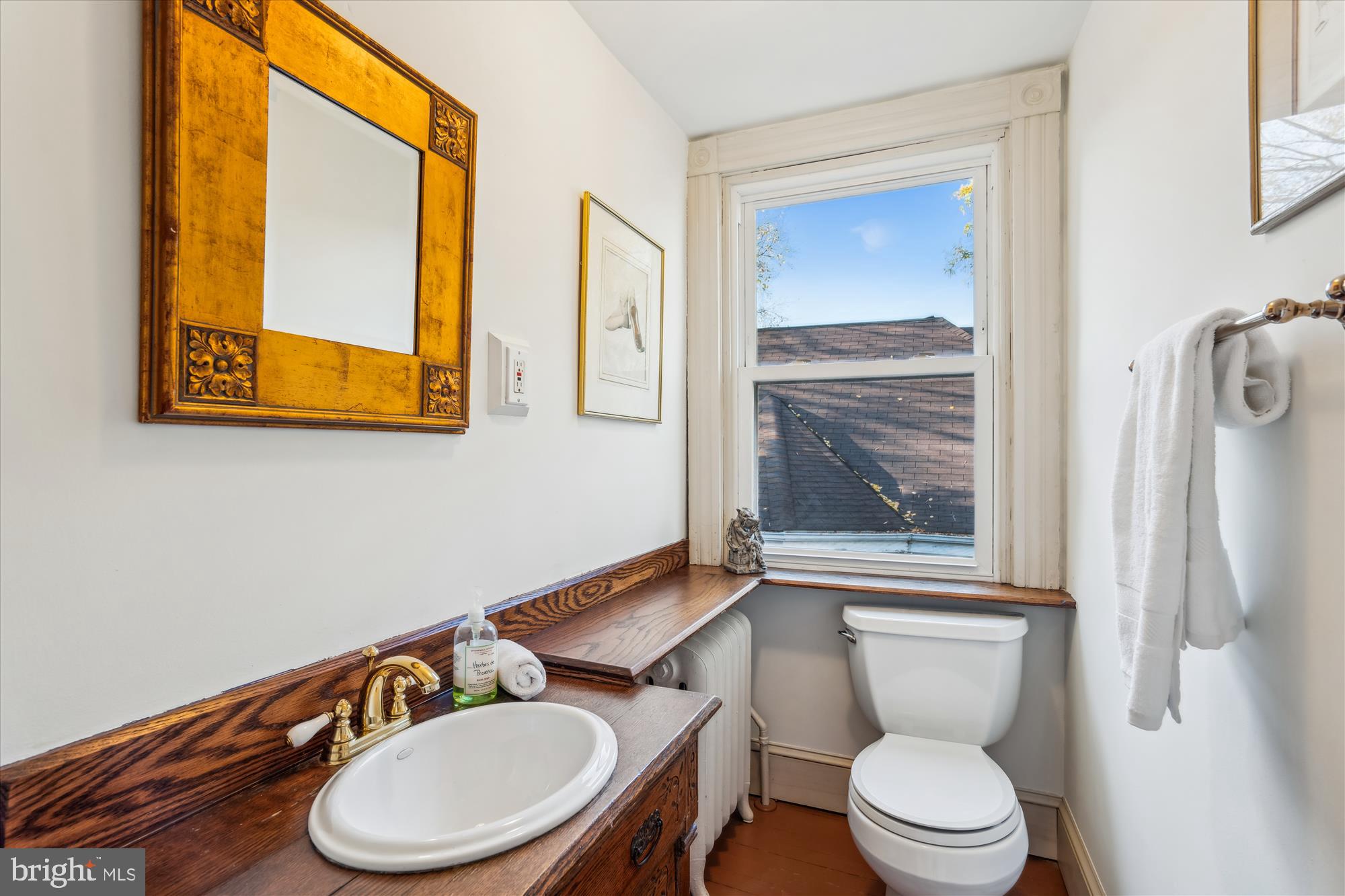 MURRAY HILL - Residential