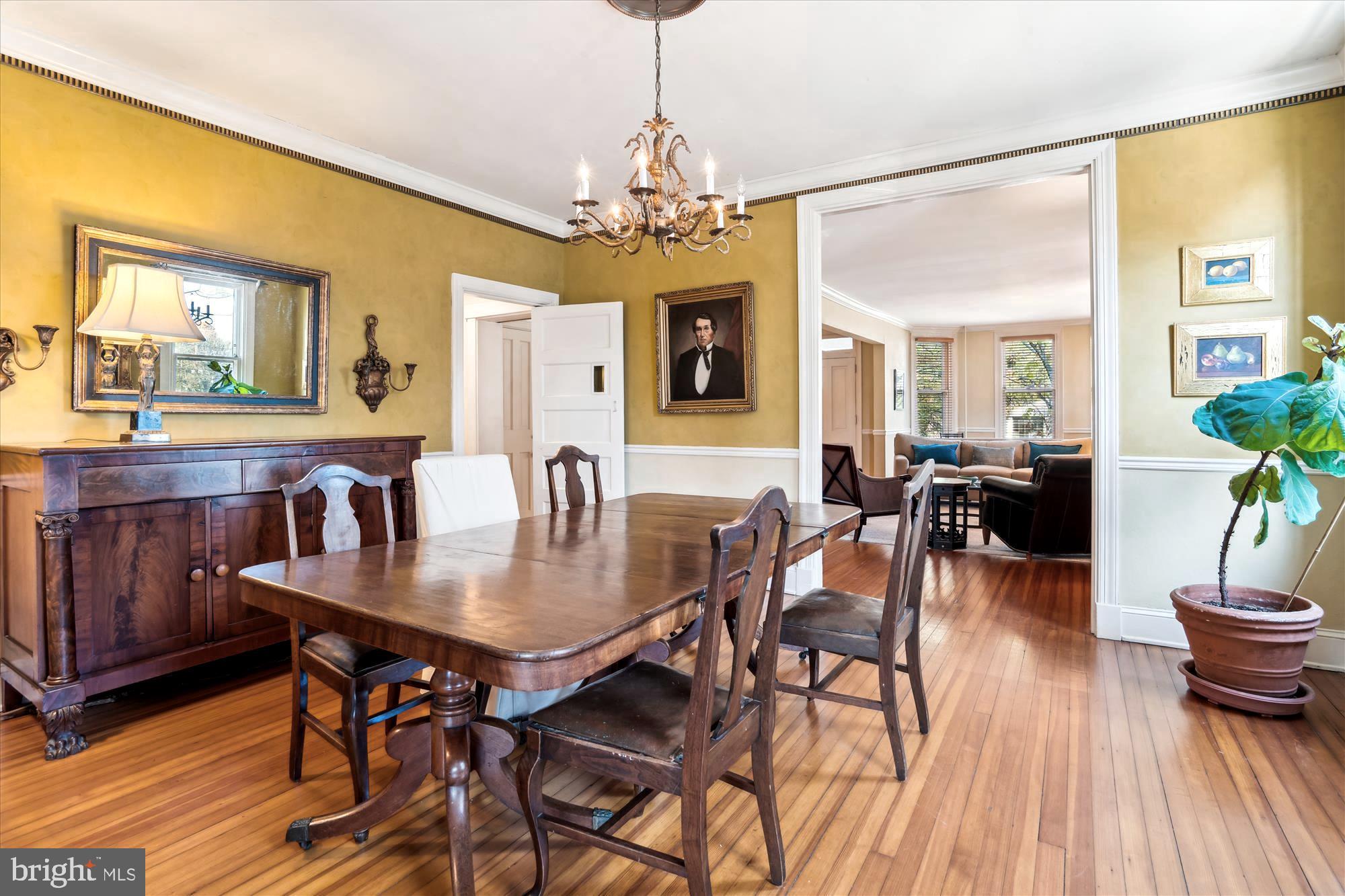 MURRAY HILL - Residential