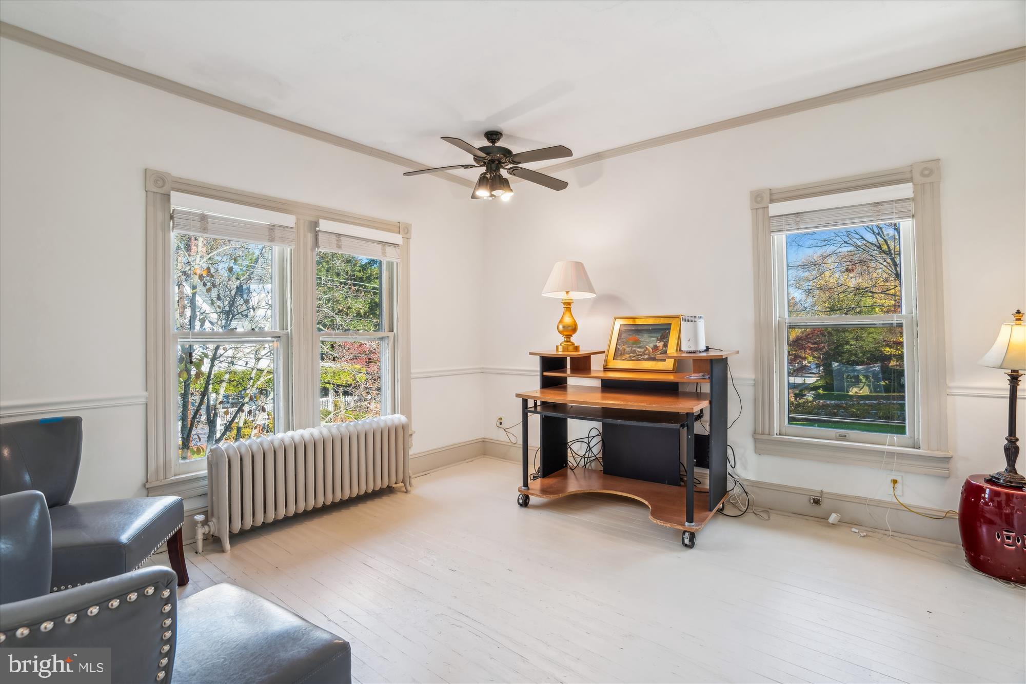 MURRAY HILL - Residential