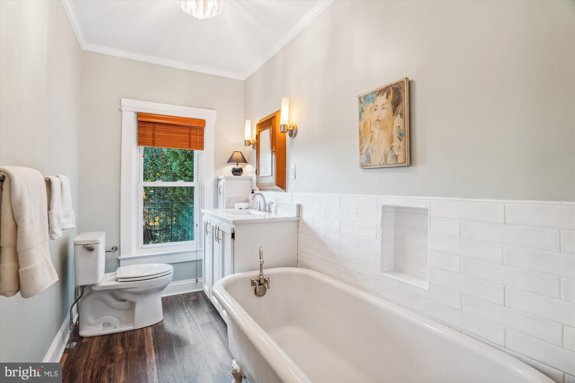 MURRAY HILL - Residential