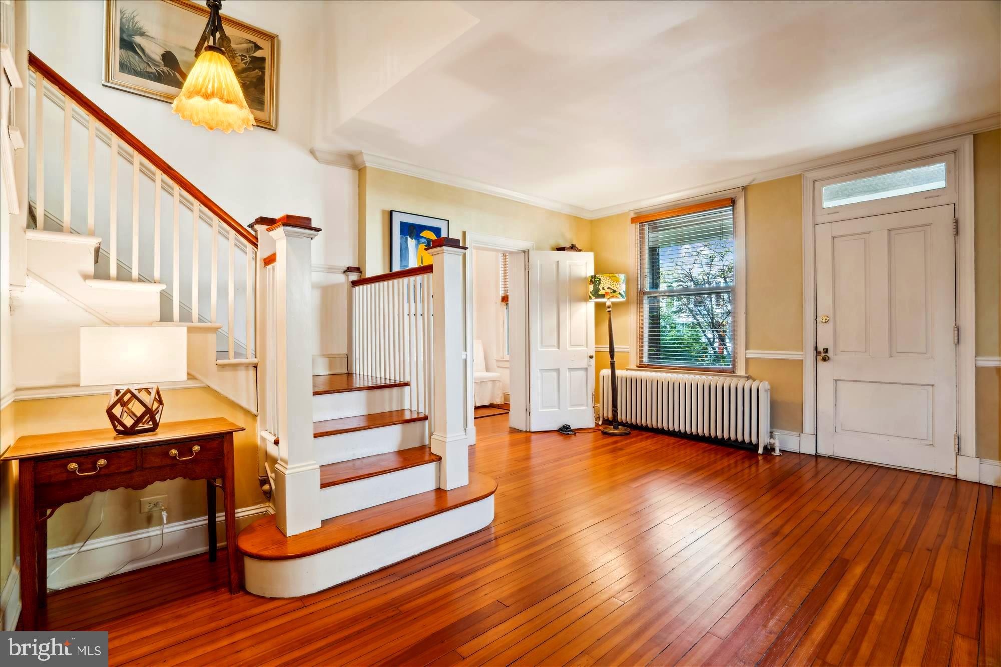 MURRAY HILL - Residential