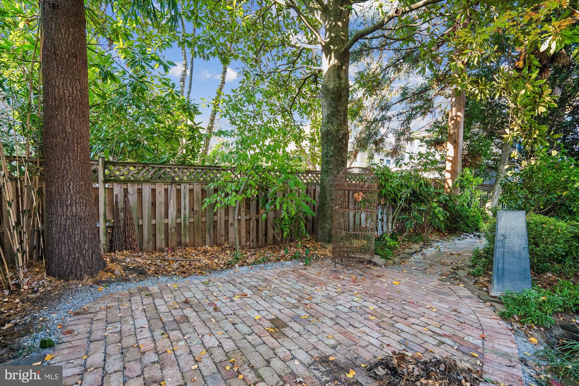 MURRAY HILL - Residential